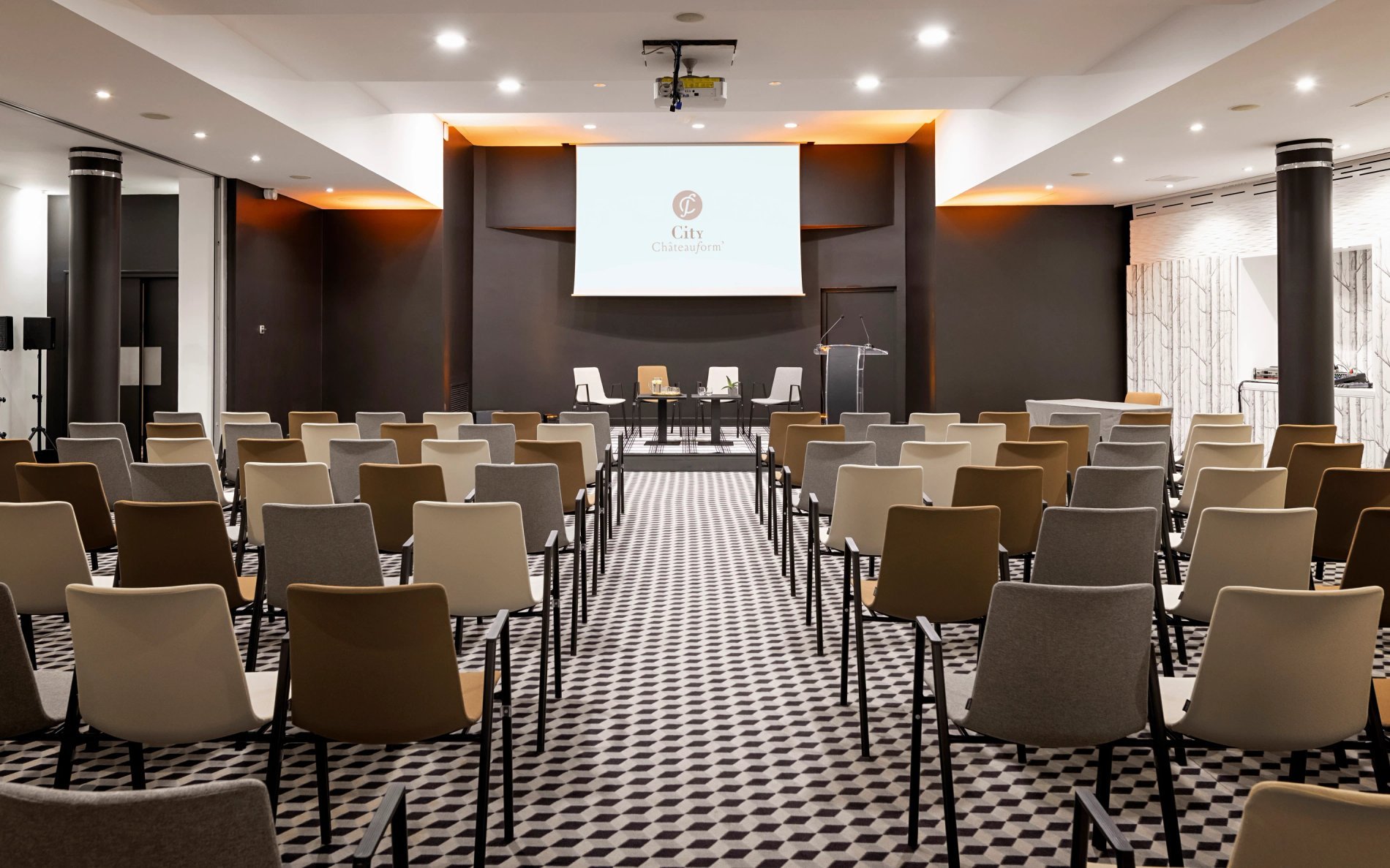 La Maison des Champs Elysées | Seminar room