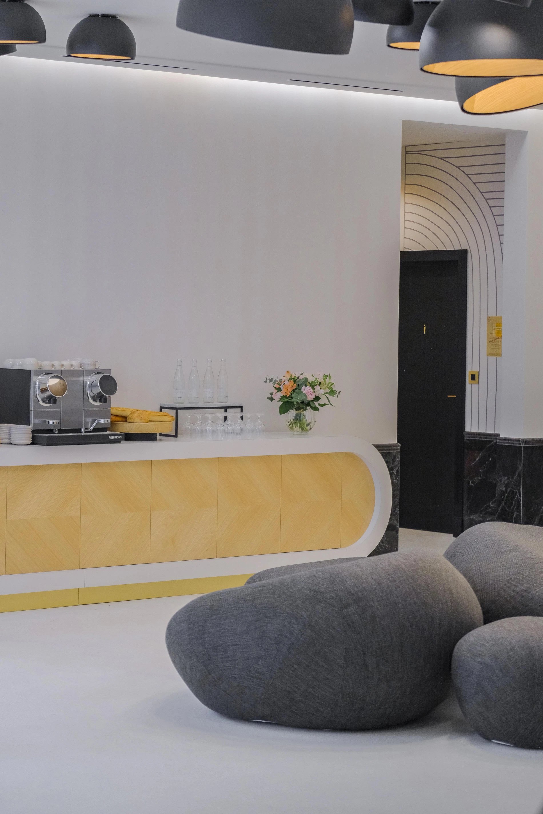 Maison Albar - Le Victoria | Seminar relaxation area: hot, cold drinks, snacks