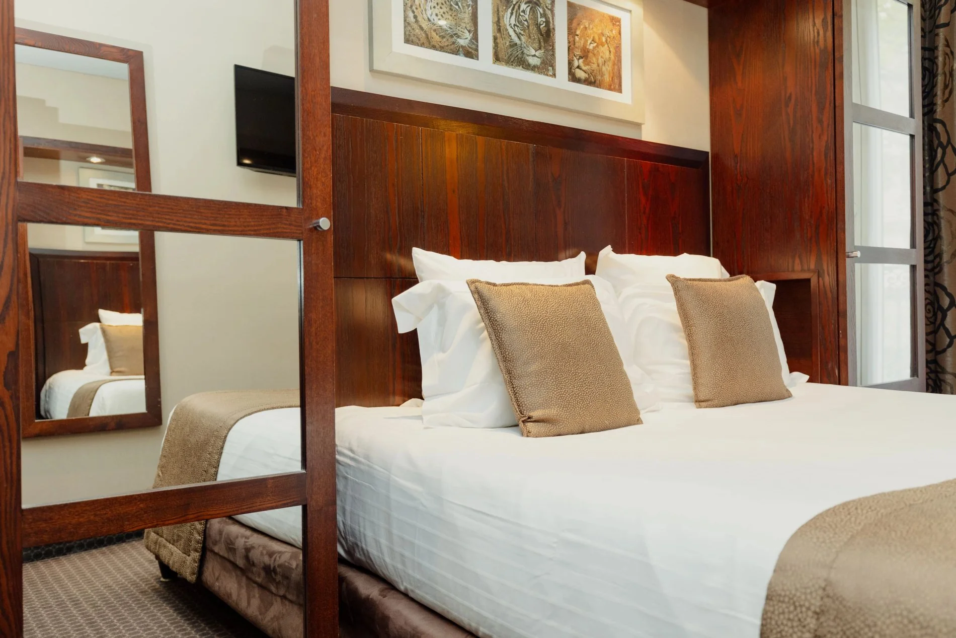 2e861f7b-7990-4119-8a24-720072ff5e5c