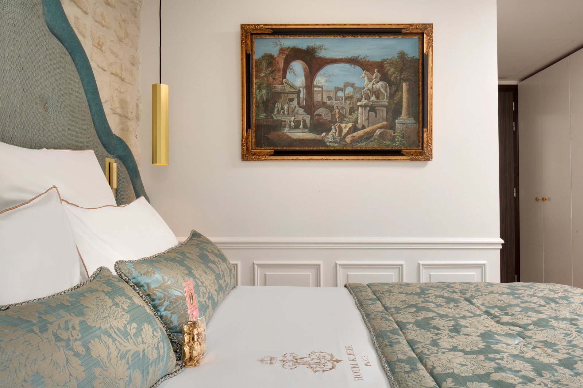 2ed78277-7a05-44d4-ba95-f81b75275cc6