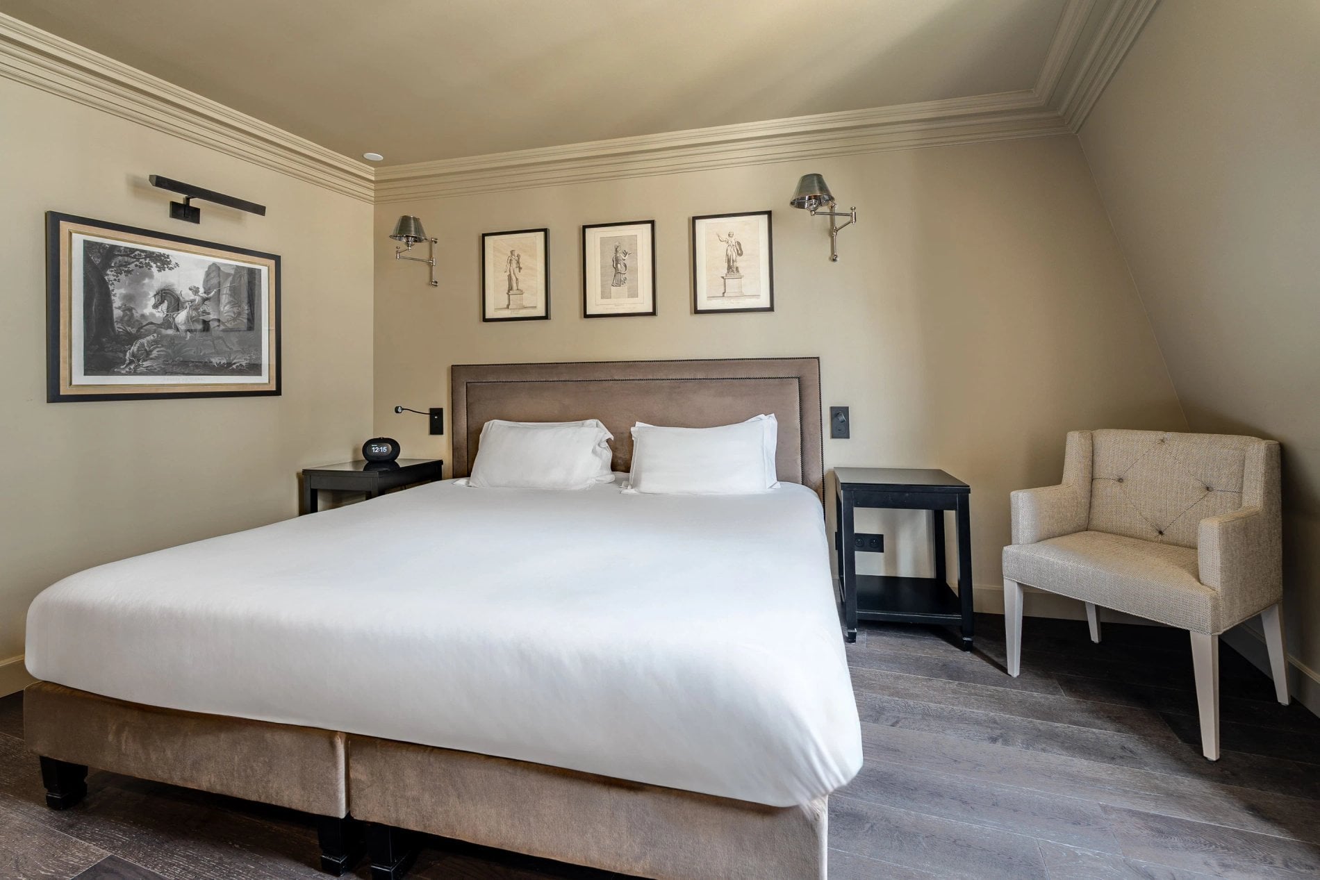Charming Hotel Room in Paris's 6th arrondissement - Villa d'Estrées Hotel in Saint-Germain-des-Prés, Paris