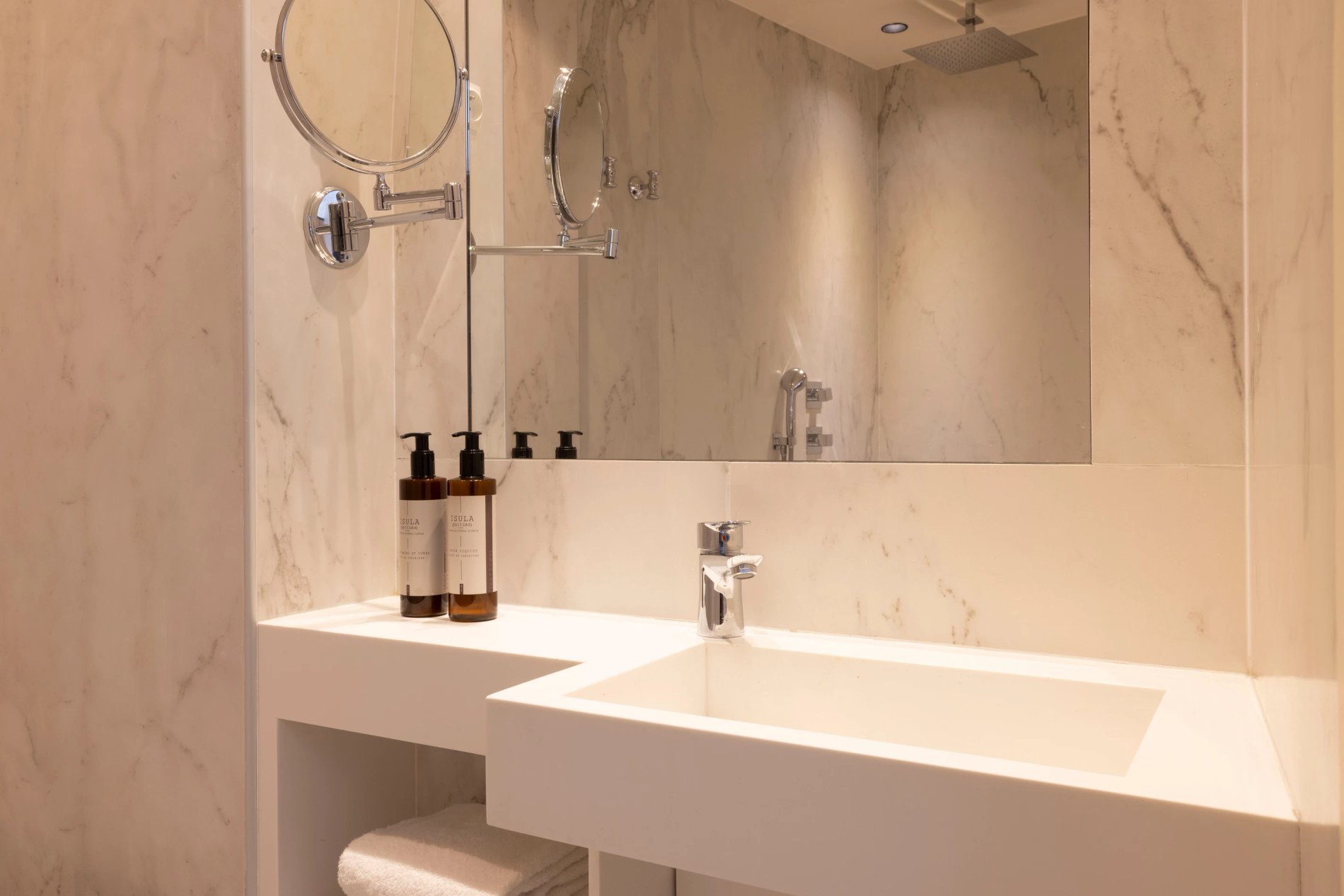 Hôtel Toujours Chambre Prestige Terrasse Salle de bain