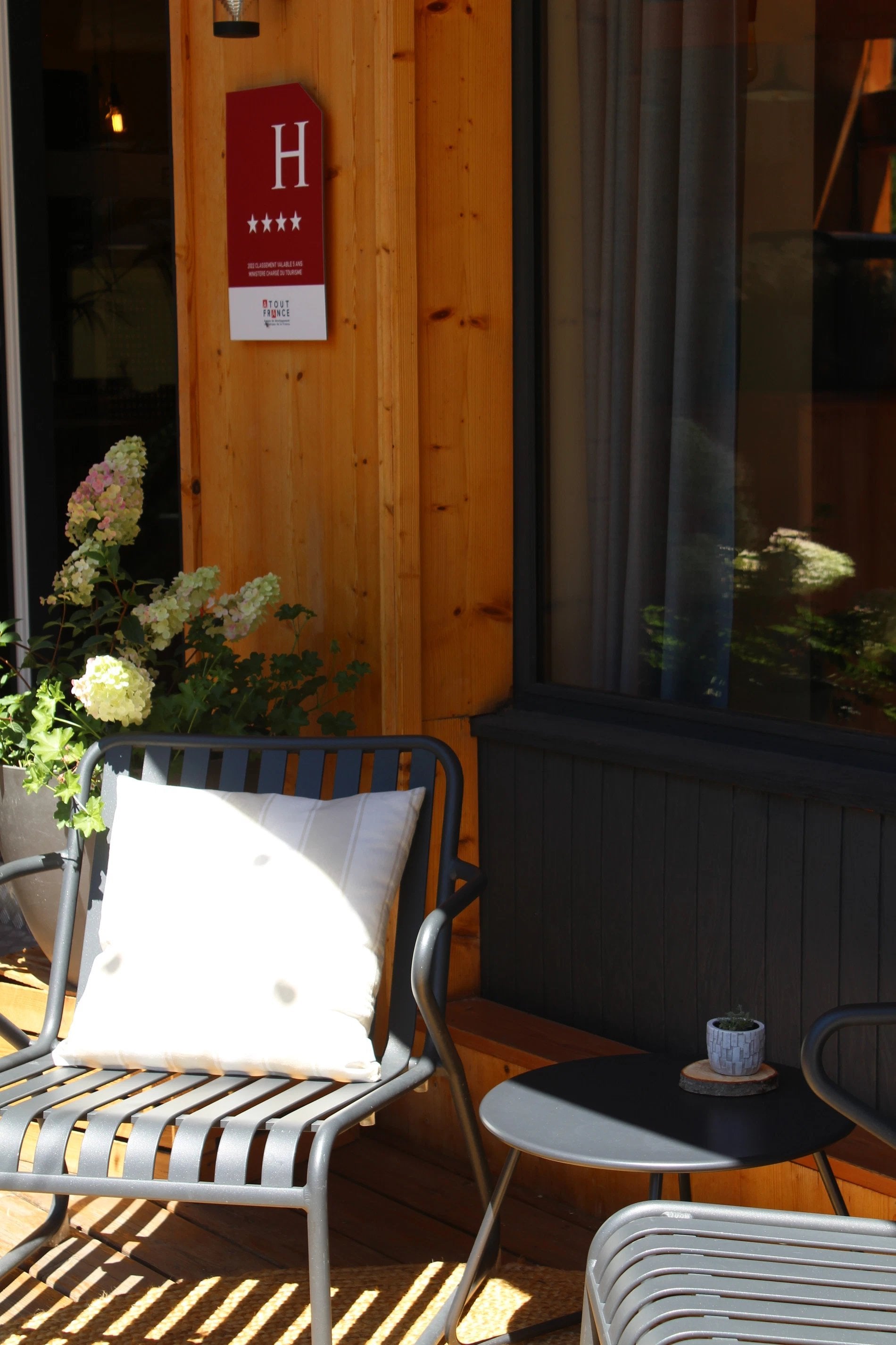 30a8c9b9-5ac3-48bd-a53d-e668ced4102e