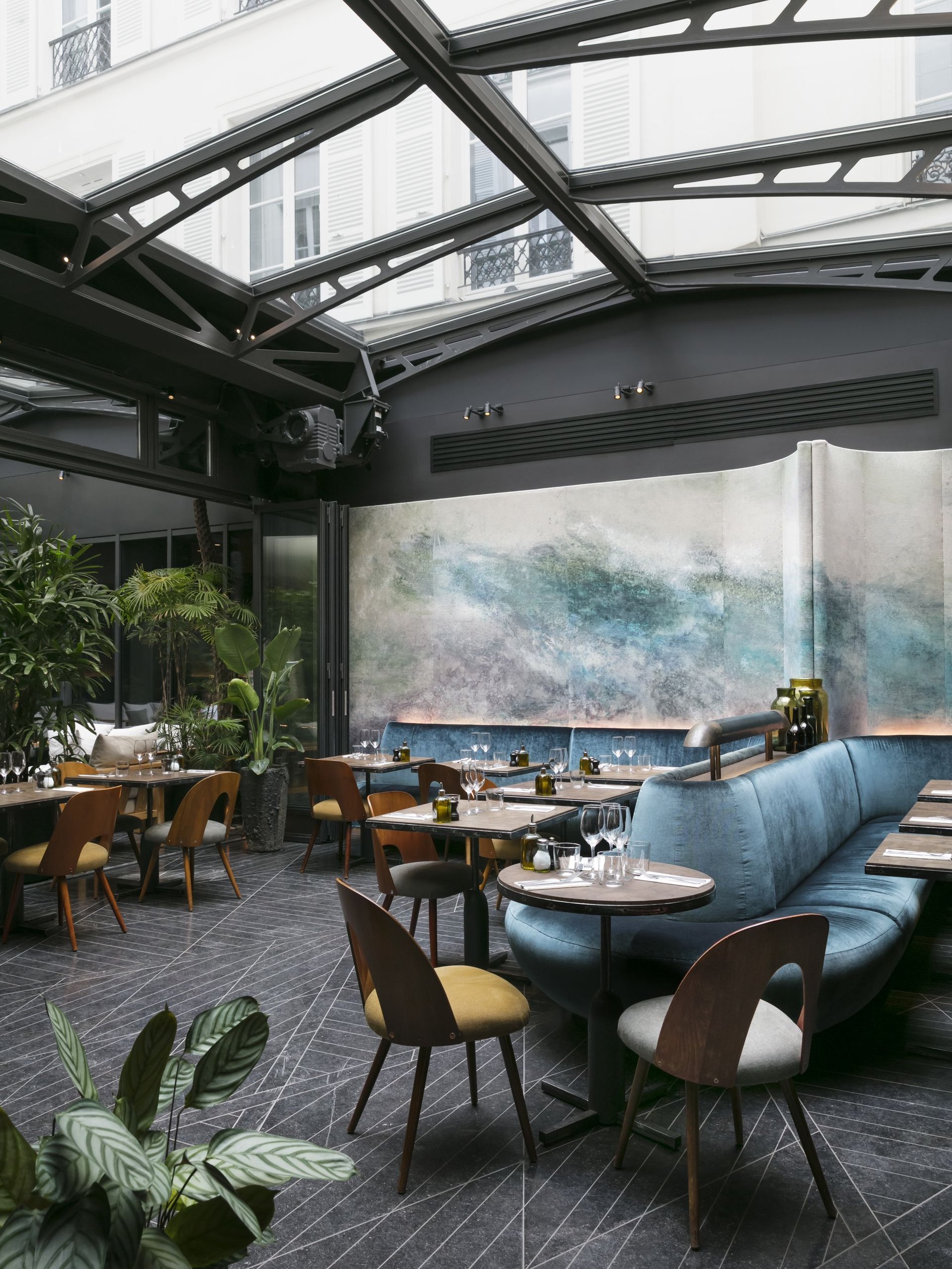 Hôtel National des Arts et Métiers | An Italian restaurant in Paris