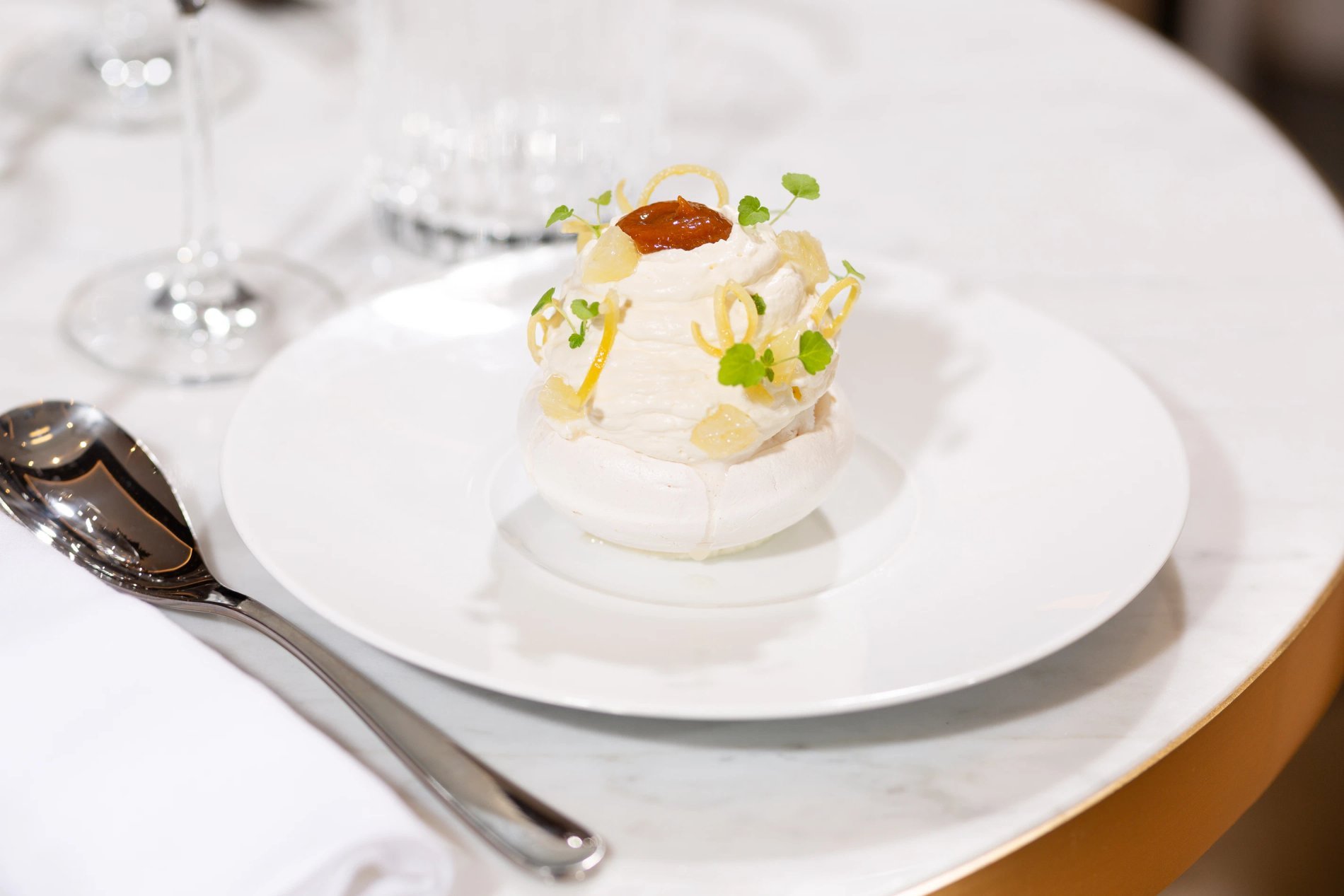 Hôtel Bowmann | Dessert on the June menu