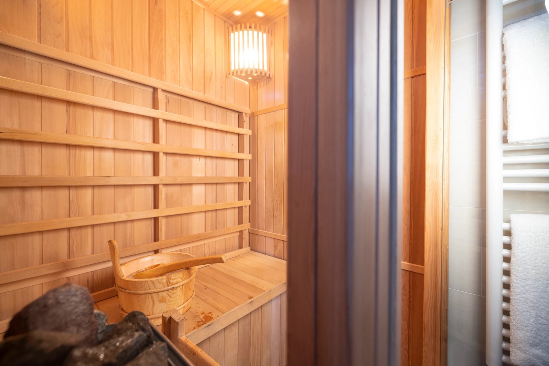 Hôtel Théorème Chambre Deluxe Sauna Salle de Bain