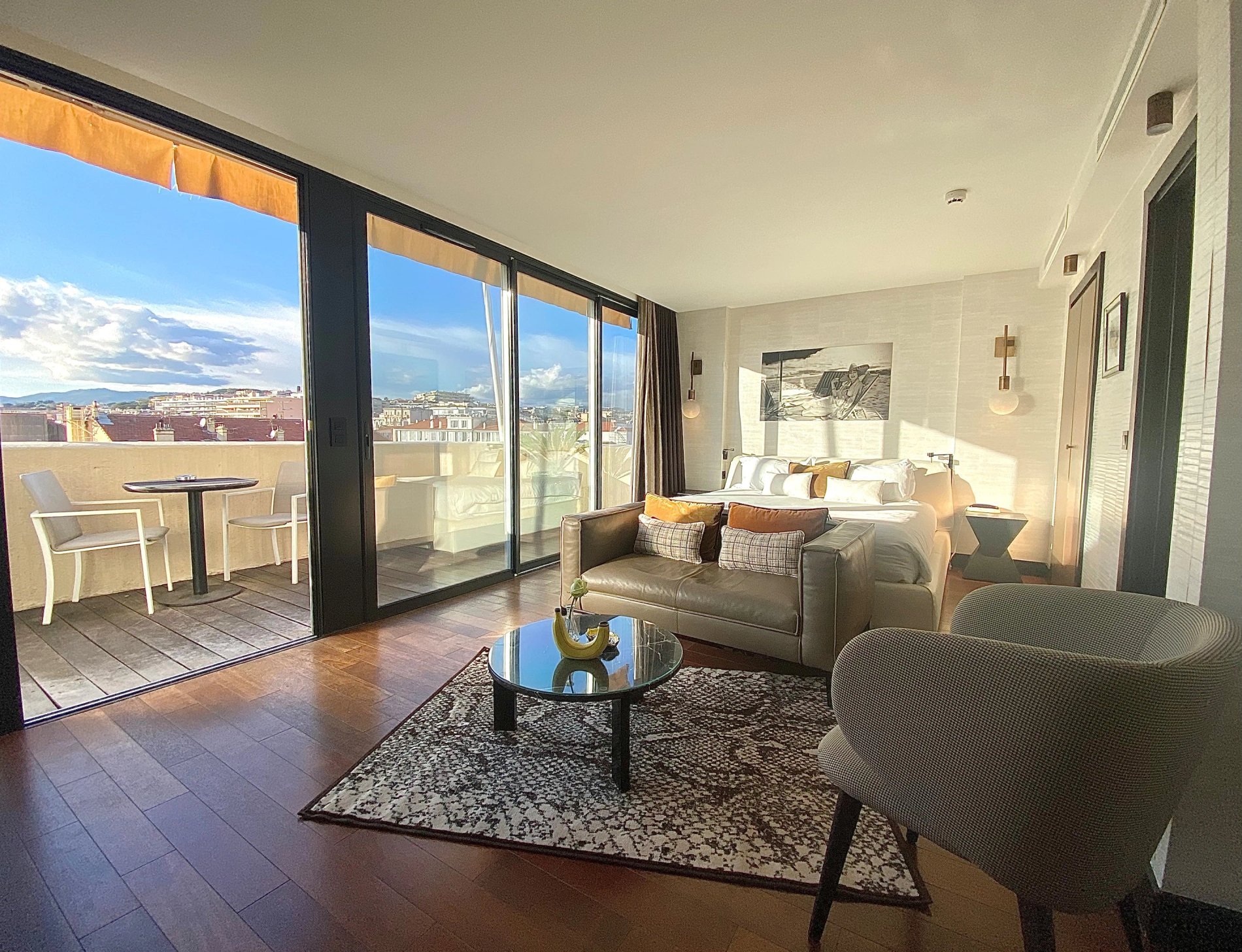 Hôtel Cannes Centre Univers, 