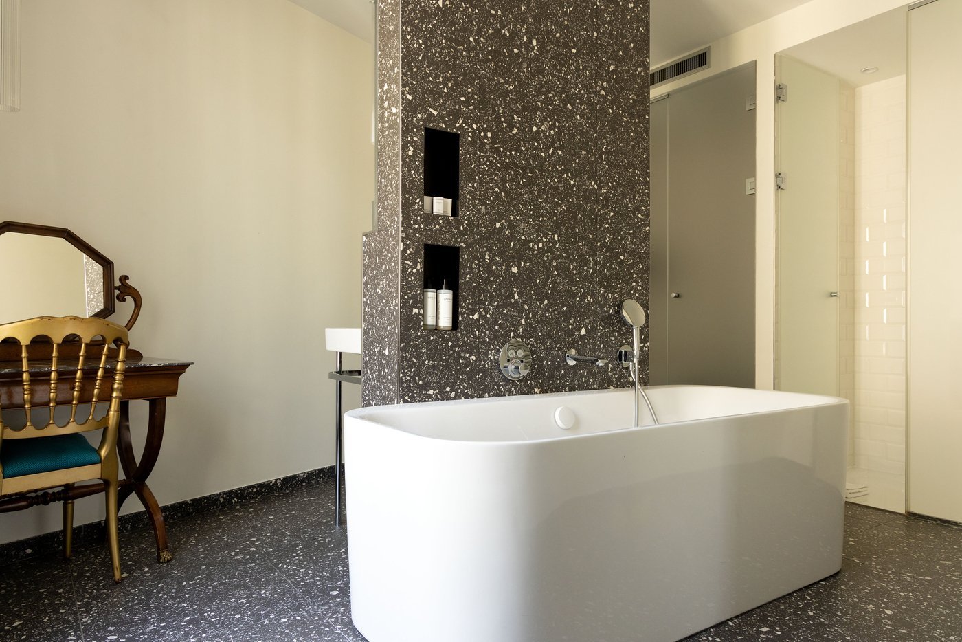 Normandy Hotel Le Chantier - Deluxe Afterworks Room - Bathroom