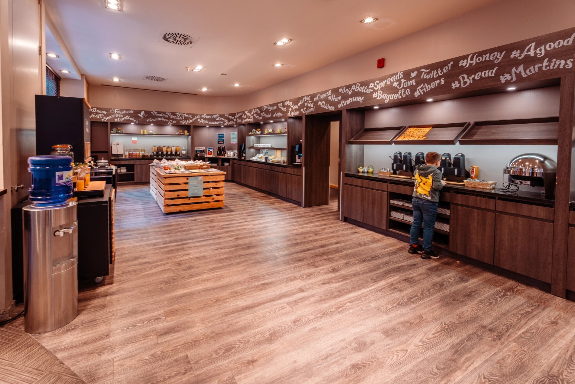 36d643df-b1a0-4d51-9bed-d037ed3592ef