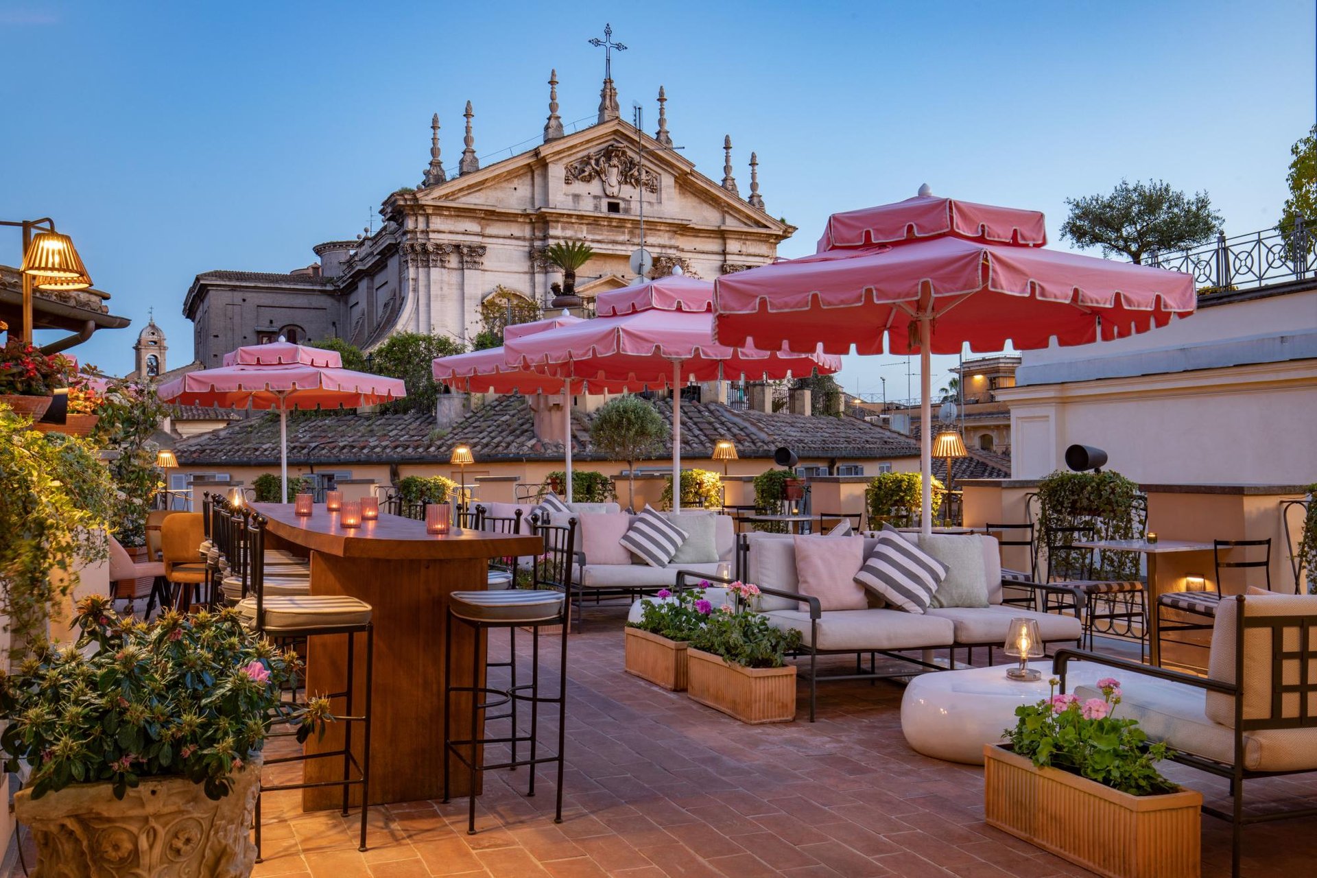 The rooftop terrace bar Rome 9 Hotel Cesari