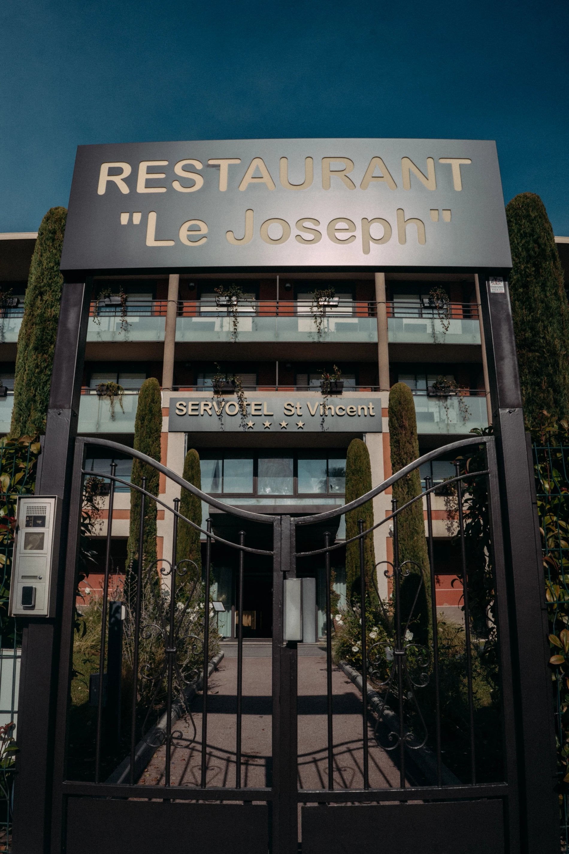 37a1e60a-10d2-4b56-9333-af17cd6d6141