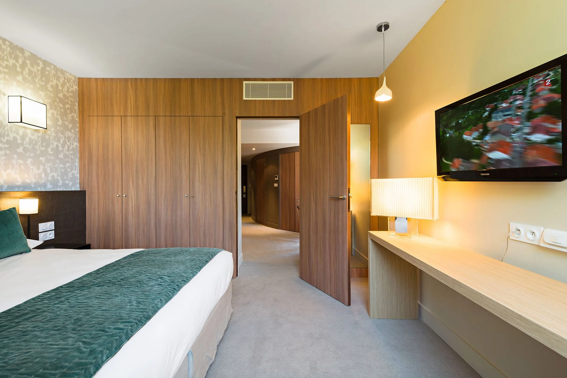 Junior Suite Familiale à l'Hôtel Moulin des Vernègues