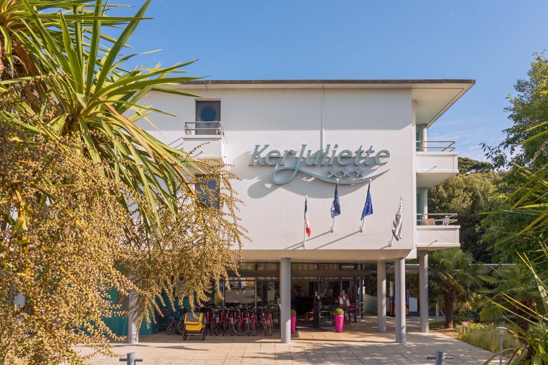 39e73027-8996-4c76-a797-cddf060a7abc