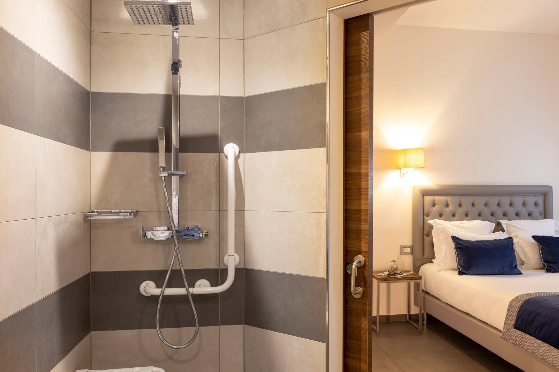 3a7391d9-9b87-4f7c-81d0-25c910e95521