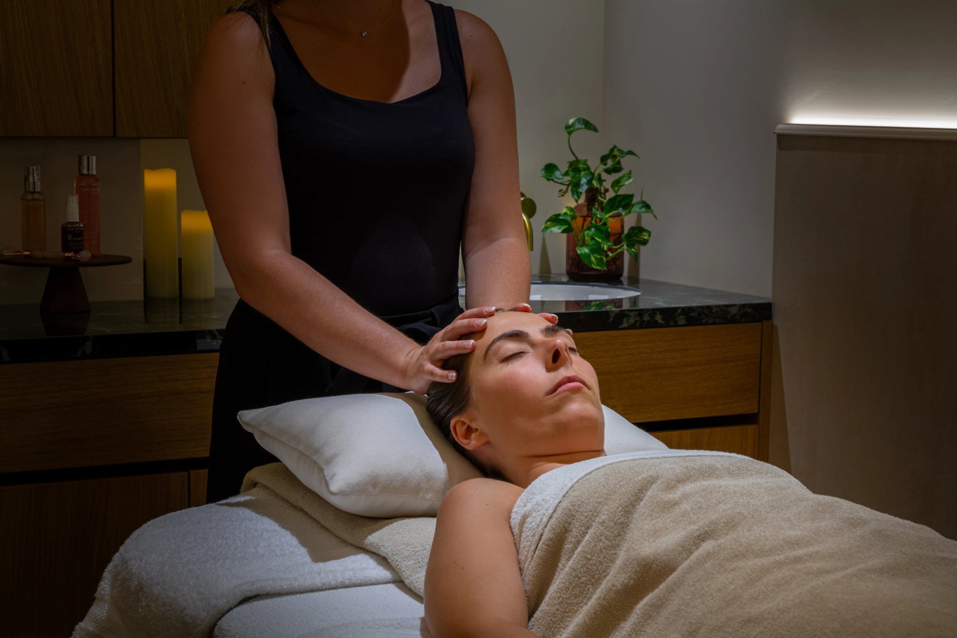 Hôtel & Spa Napoléon | Spa massage Cinq Mondes