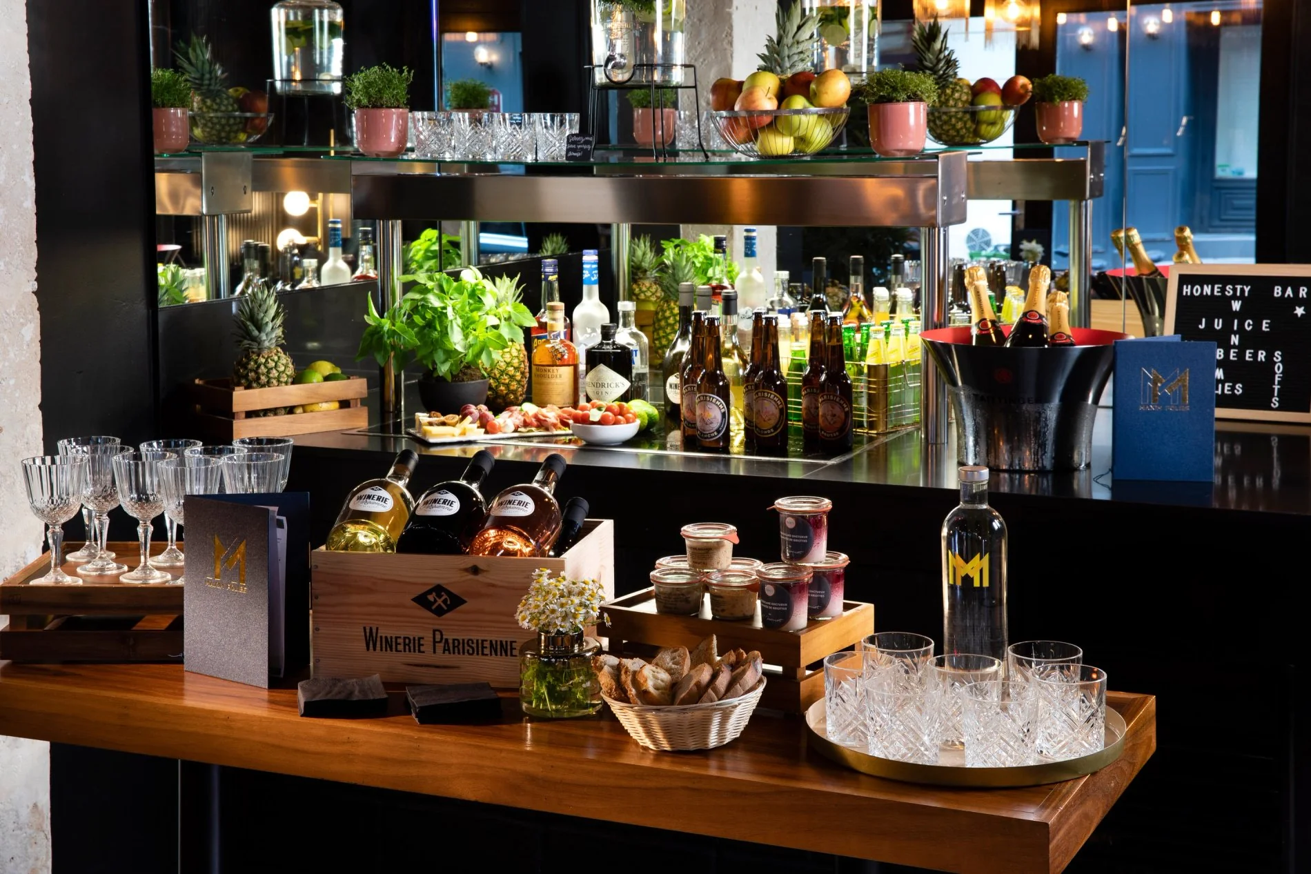 Hôtel Maxim Folies Honesty Bar
