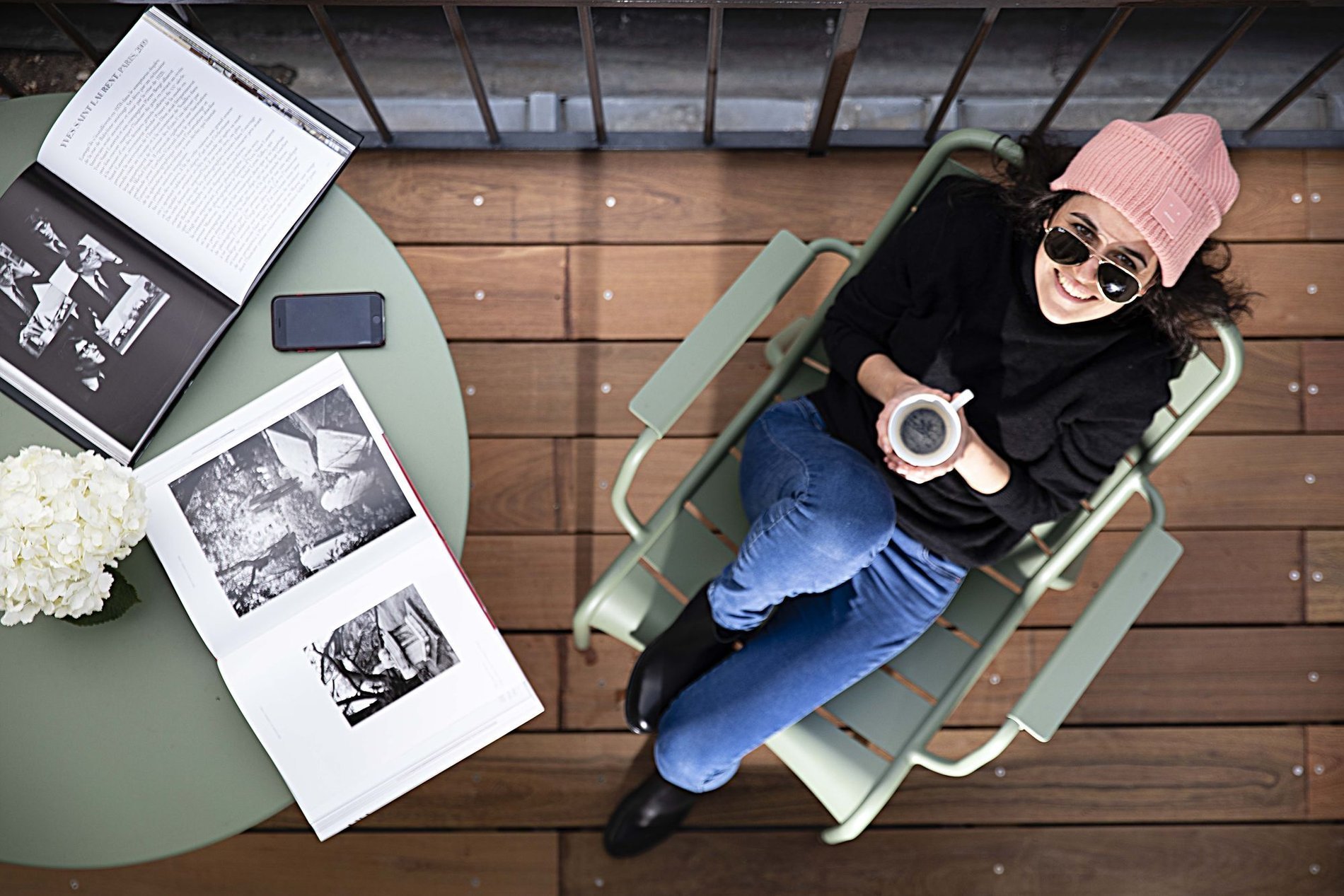 Double terrasse sur 2 niveaux dans la suite junior de l'Hôtel Gramont Paris près d'Opéra.