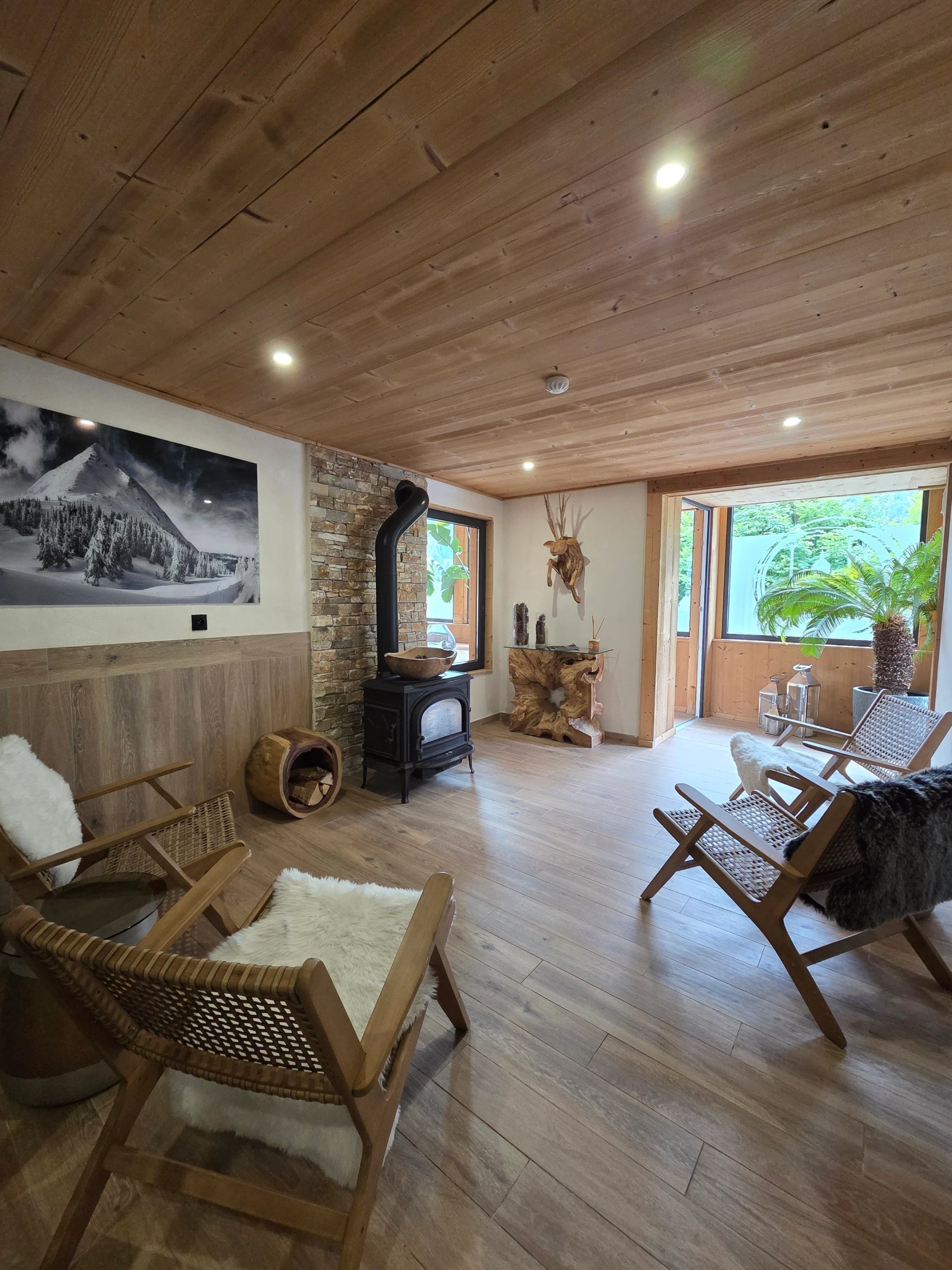 3cd9e6af-11b9-4b99-a7ad-5727b3d8726d