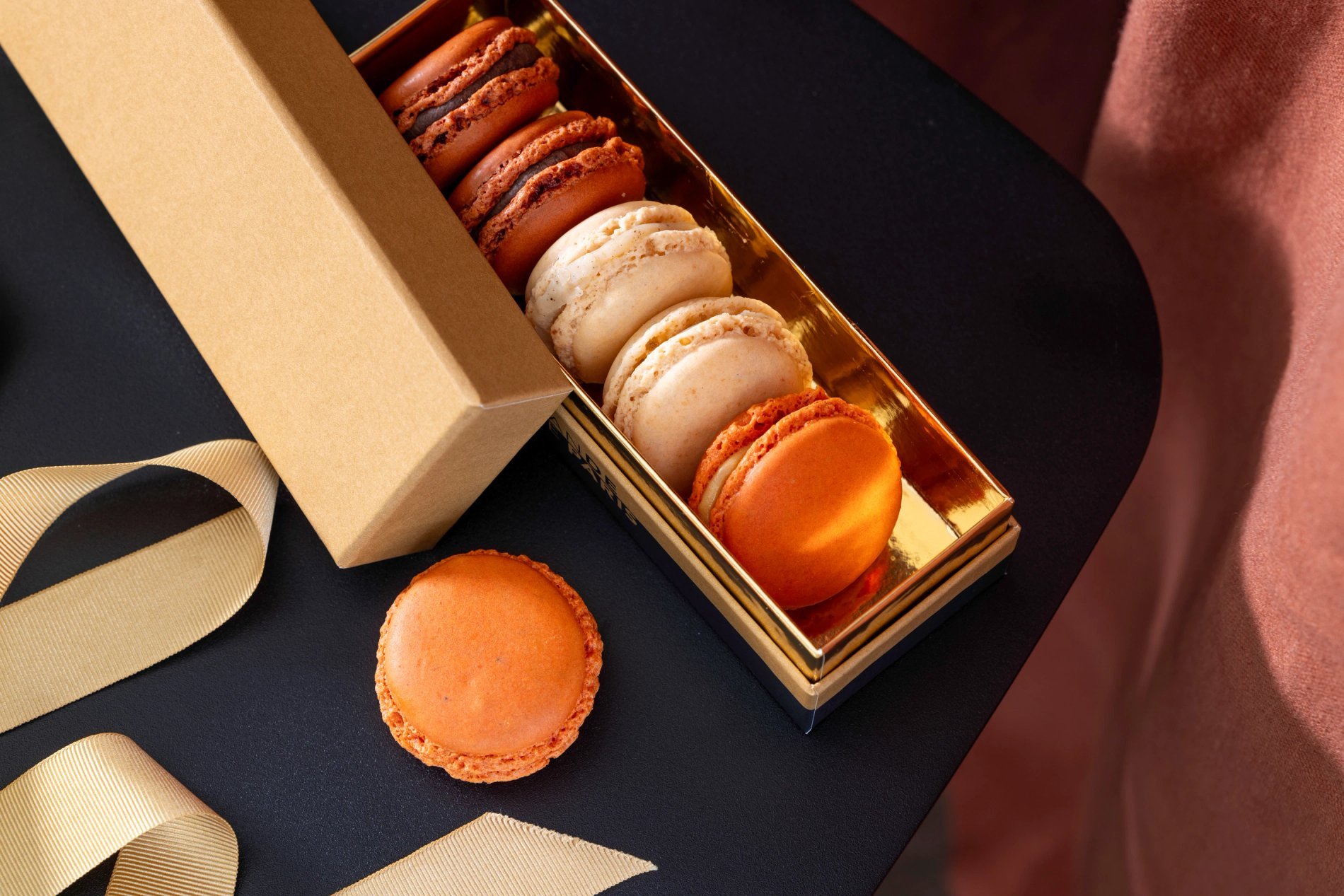 Hôtel Raspail Montparnasse Macarons