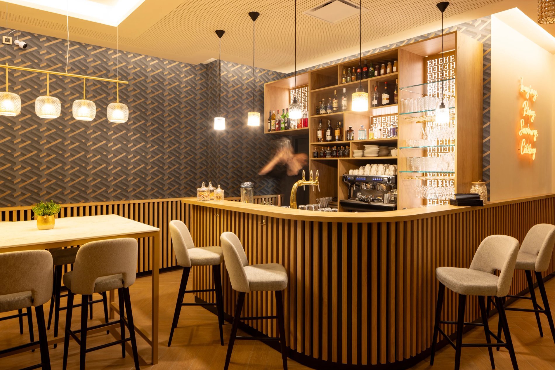 3d4ad2c7-47f7-4855-a290-8370728f84b3