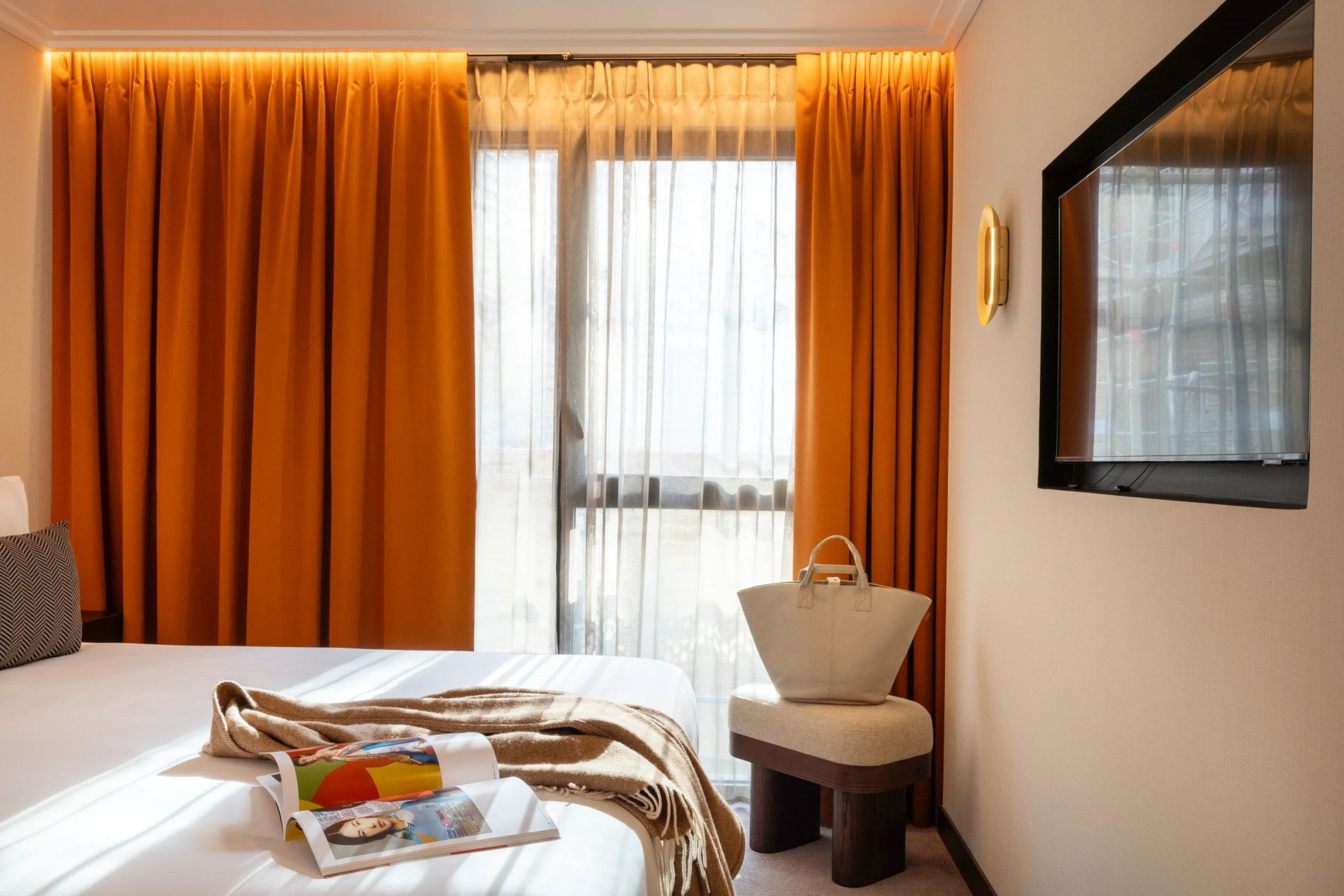 3dd7a1fb-9704-4b3c-b503-2b91b503a7a4