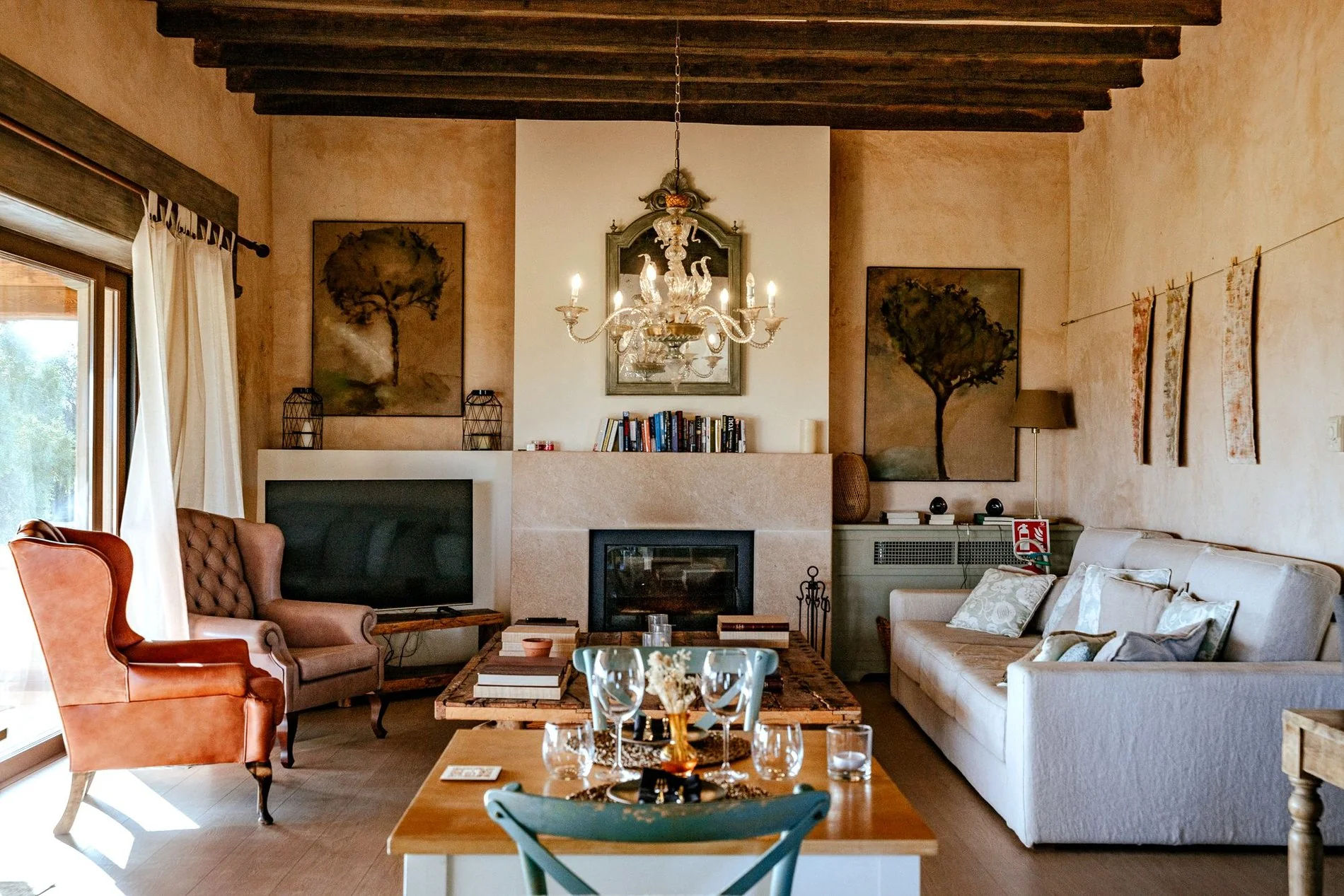 3dfe0f6f-95e5-42af-8420-c97be456d0de