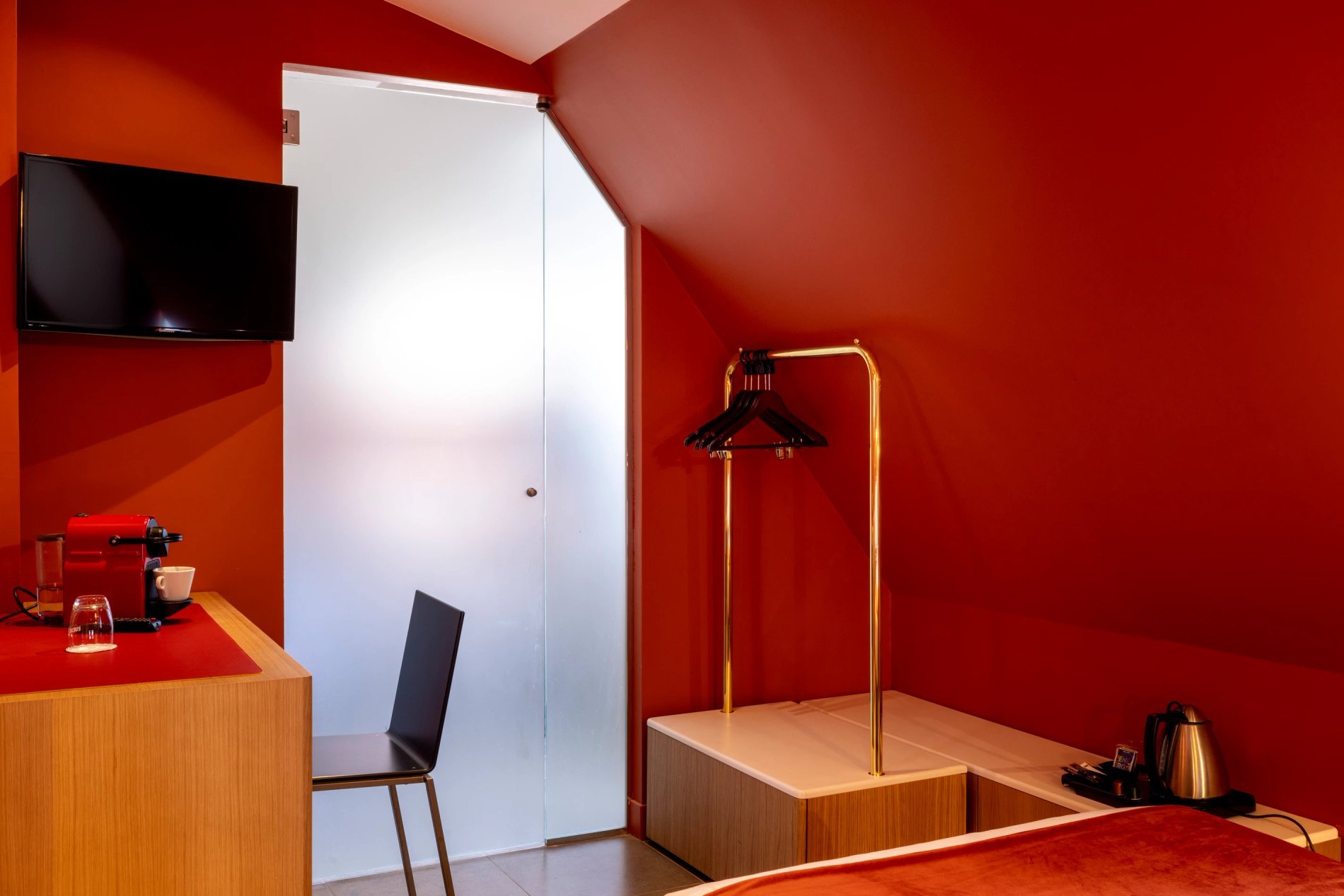 3f0ccd3b-a198-4335-a974-33065c38ae3f