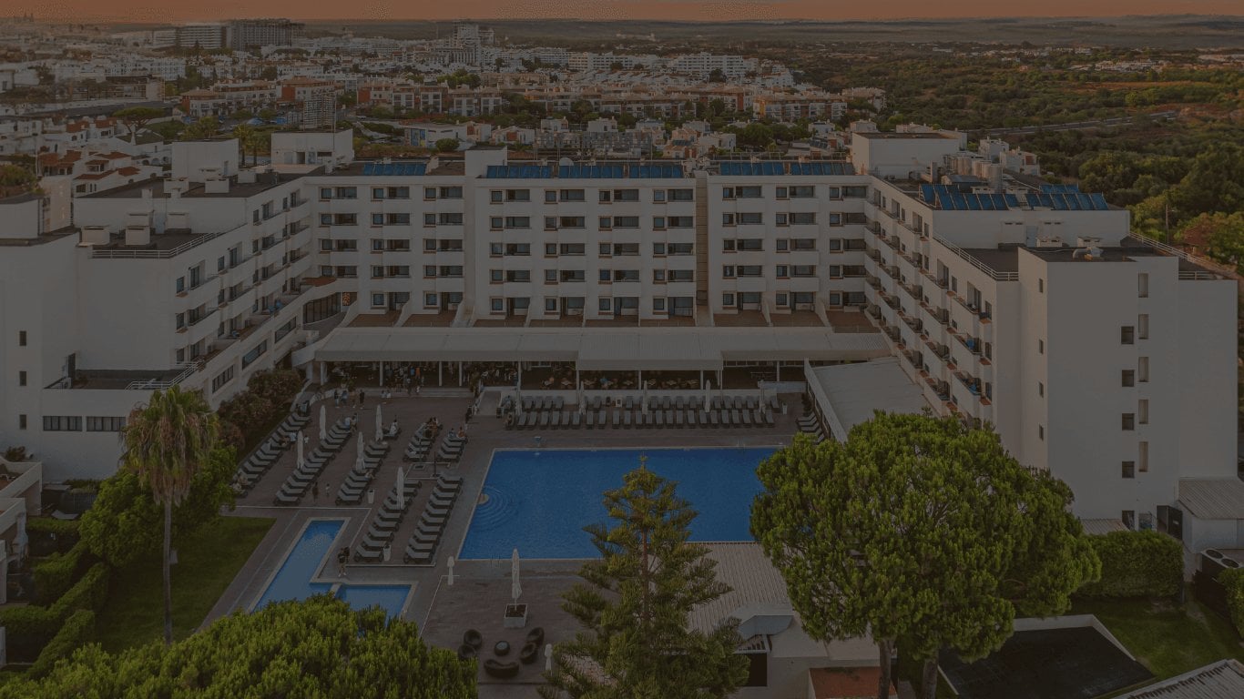 3f5ceb6e-9e13-49f6-9d58-18ac393adc74