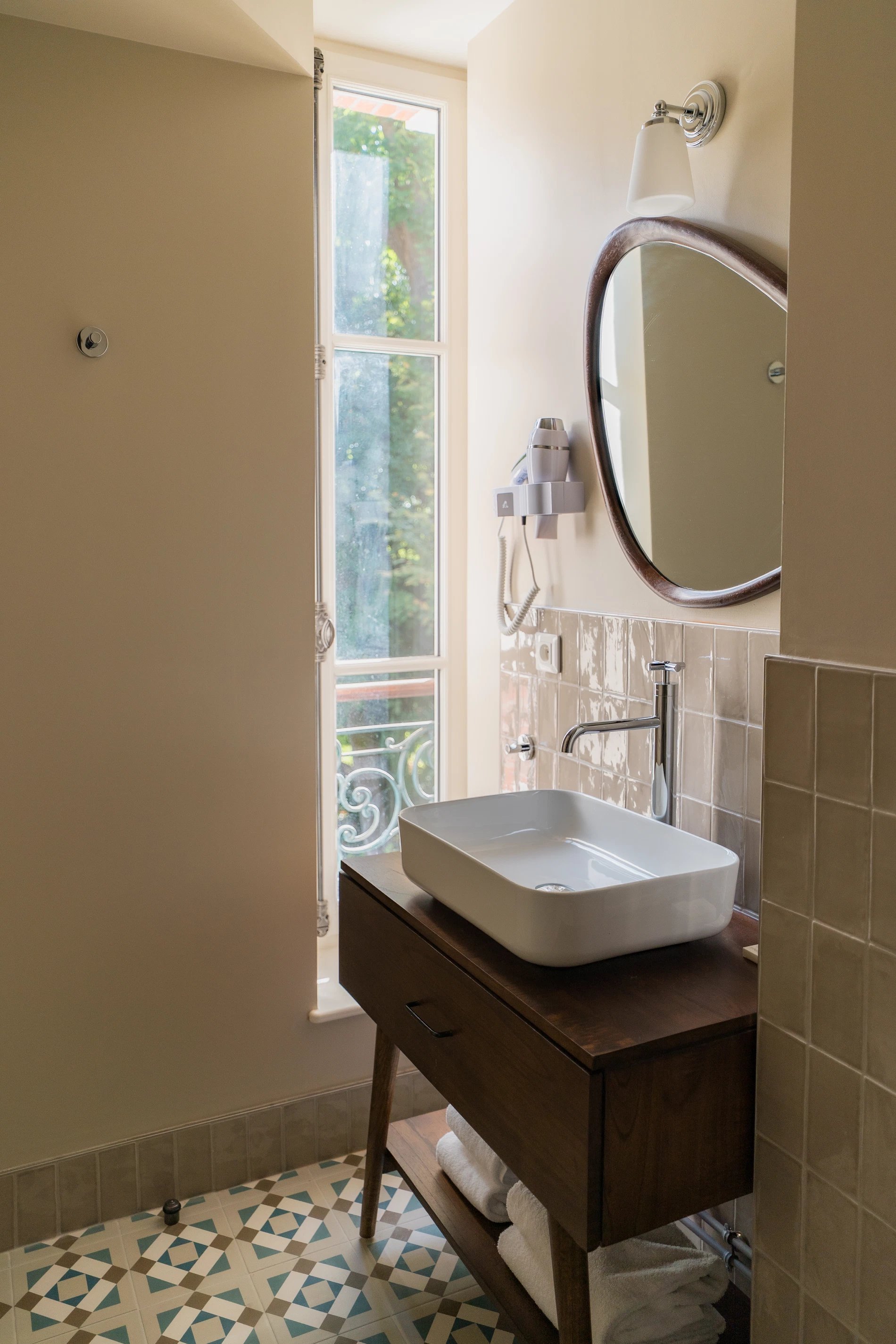 3f914813-0d53-435a-856e-59de5810185e