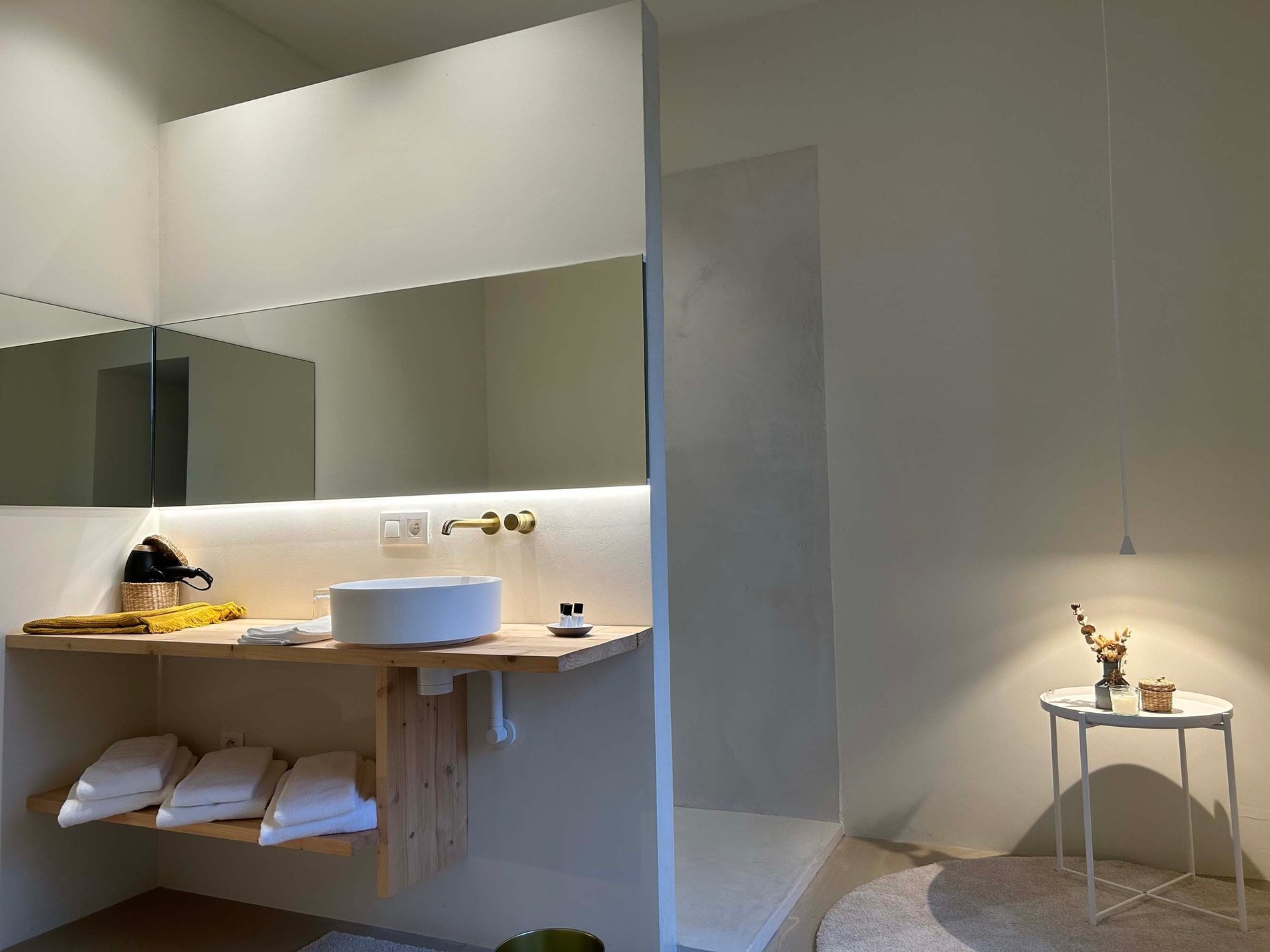 401168d6-2dab-405e-9c48-44940f6e2a66