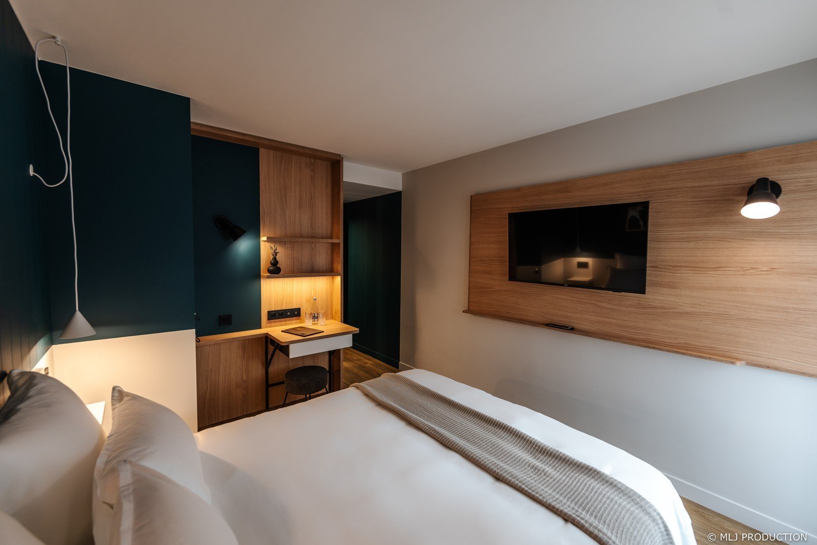 40909d26-b2a5-473b-ab3a-fc1f37822c99