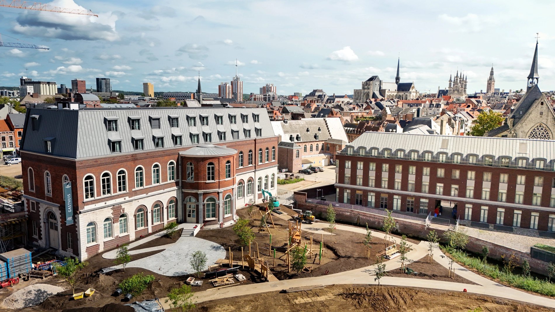 409b8787-075a-4400-ac63-7d4a28632584