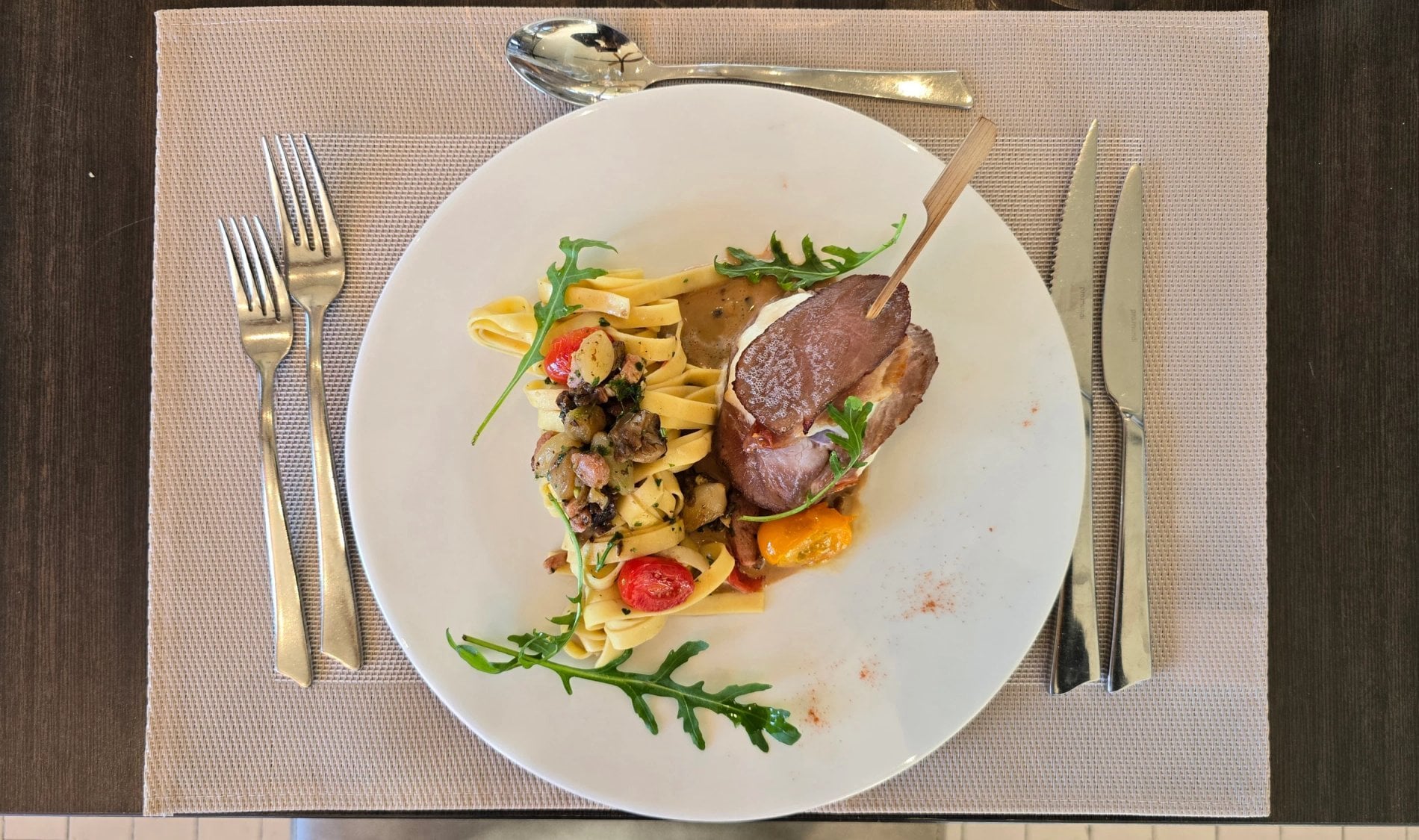 41994845-6f33-4047-884c-dbb95463d6e0