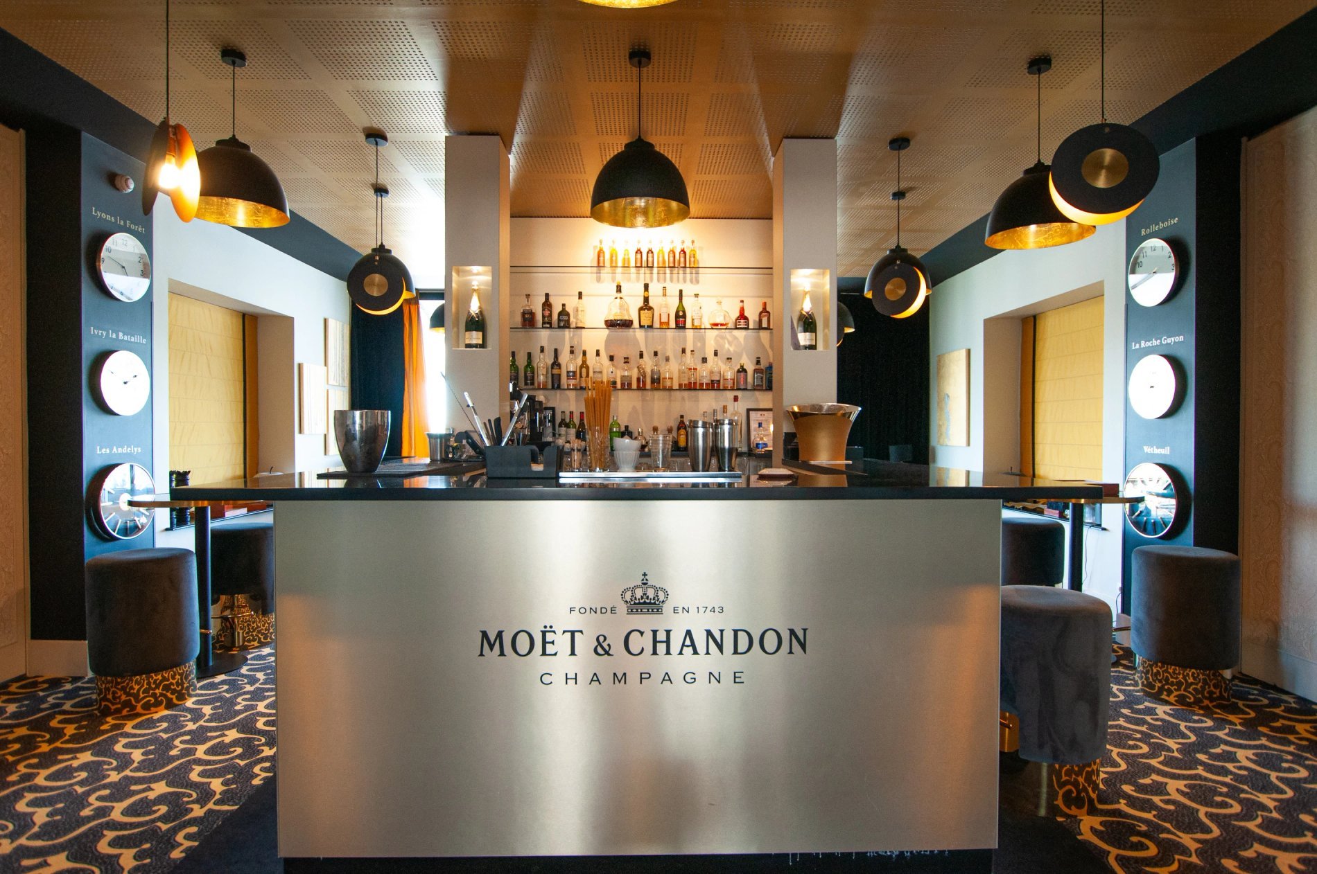 41e3e9a3-7128-4d61-a7a8-7e6743a13d6b