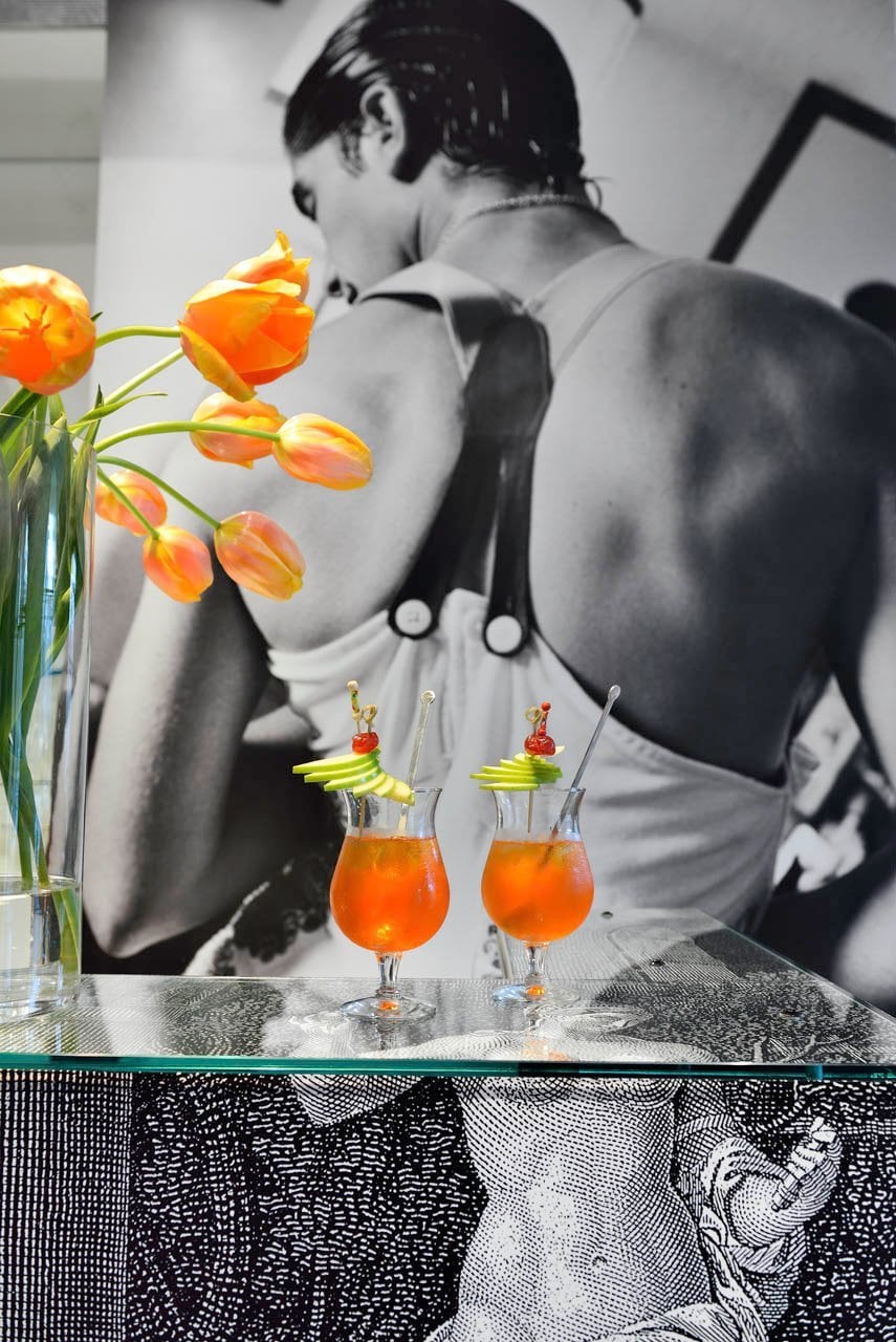 Cocktails du bar de l'Hôtel Jules César à Arles