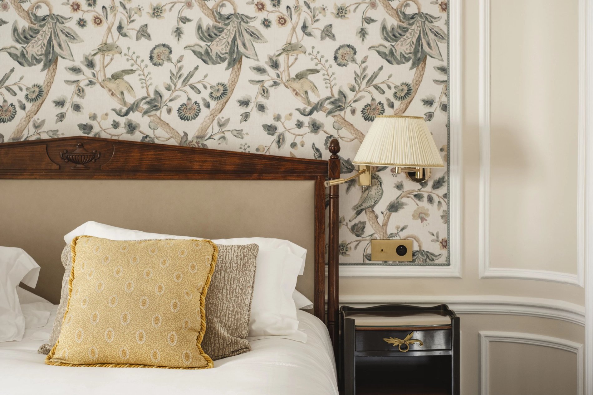 42a6597e-d33e-442b-bee6-65645dbfd2f0