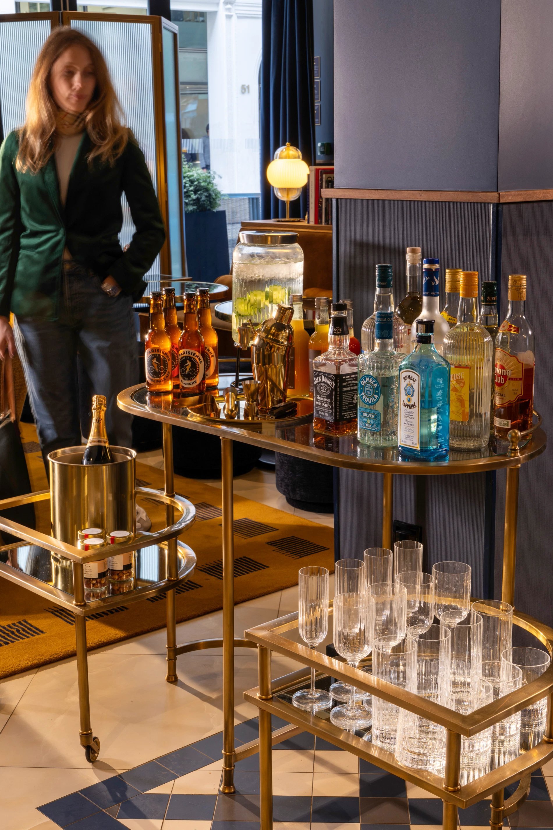 4420cfb6-a668-4ba6-8a6c-d8358bb554a1