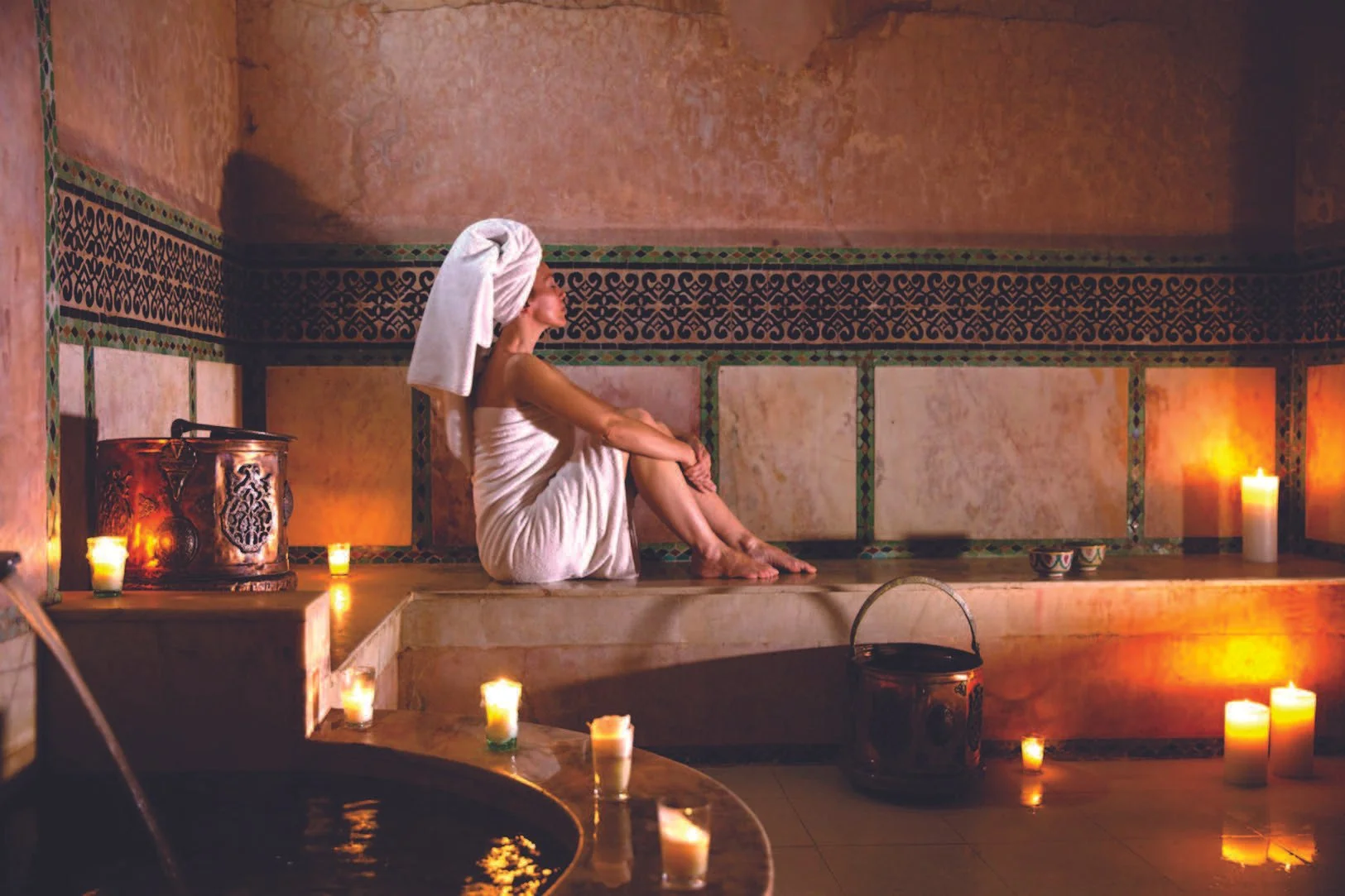 Hammam traditionnel du Berbère Palace à Ouarzazate avec ambiance orientale