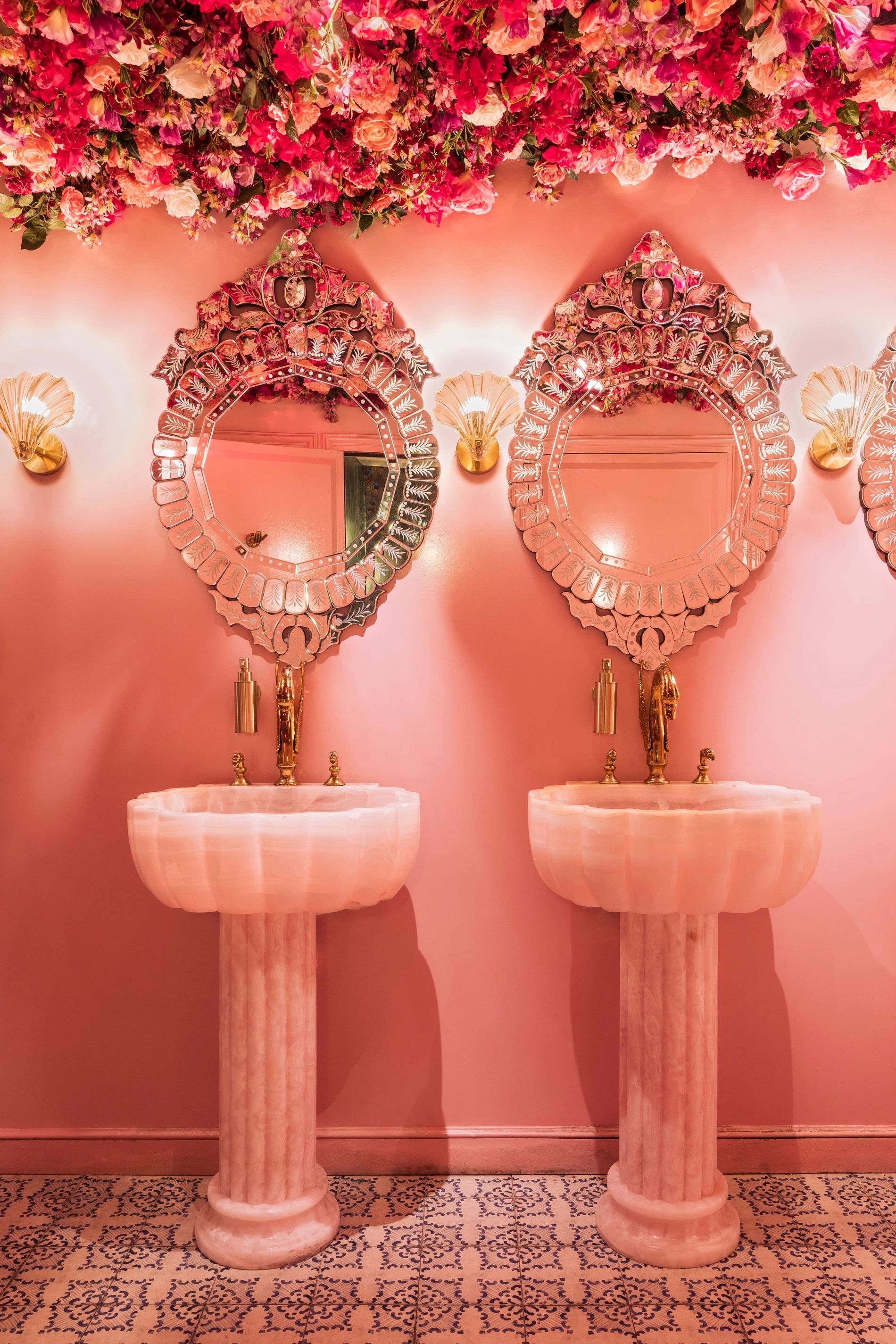 446c1690-acae-4f3e-8d20-629688cb65f8