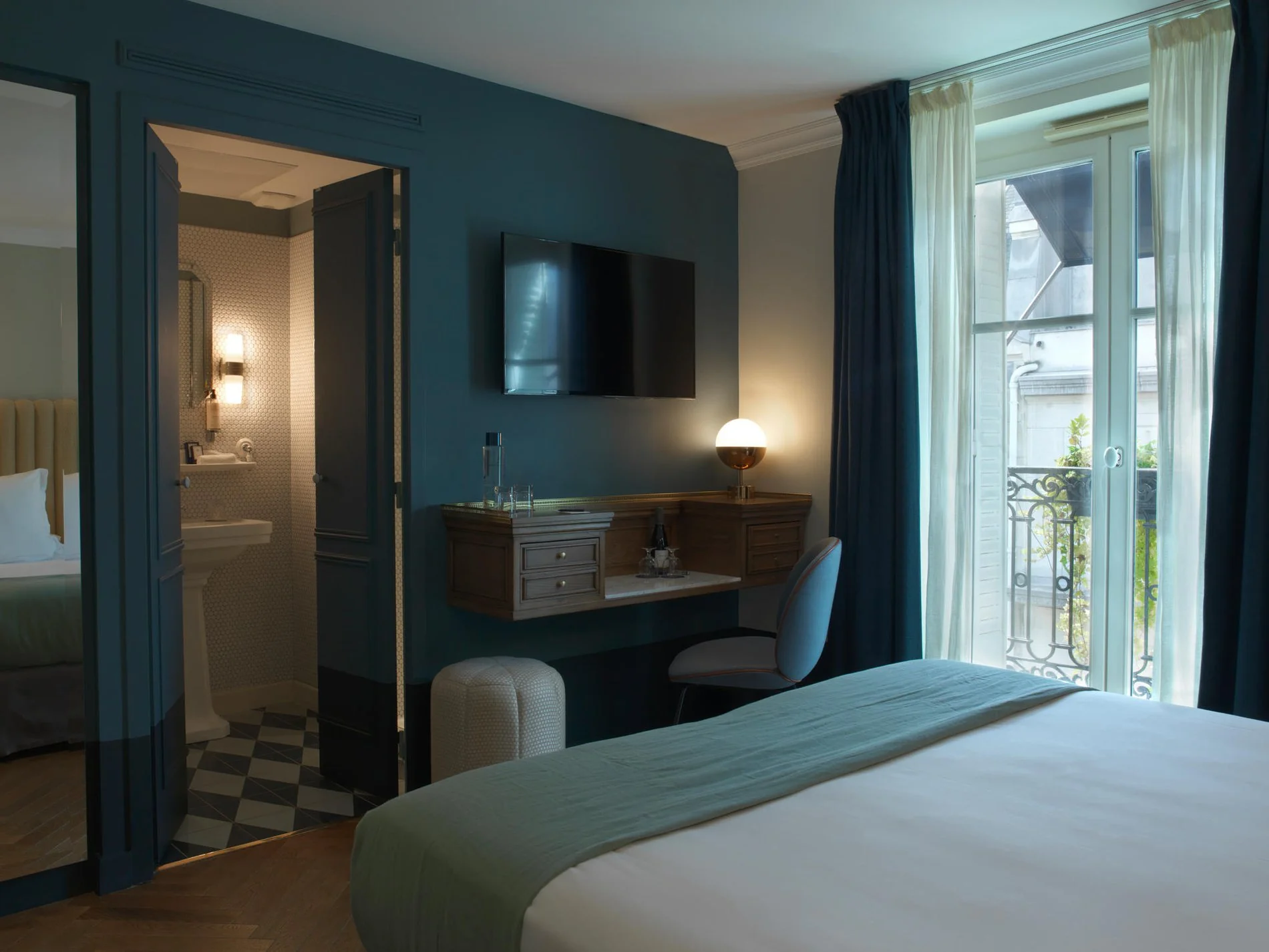 Hôtel Bachaumont | Overview of the Superior room