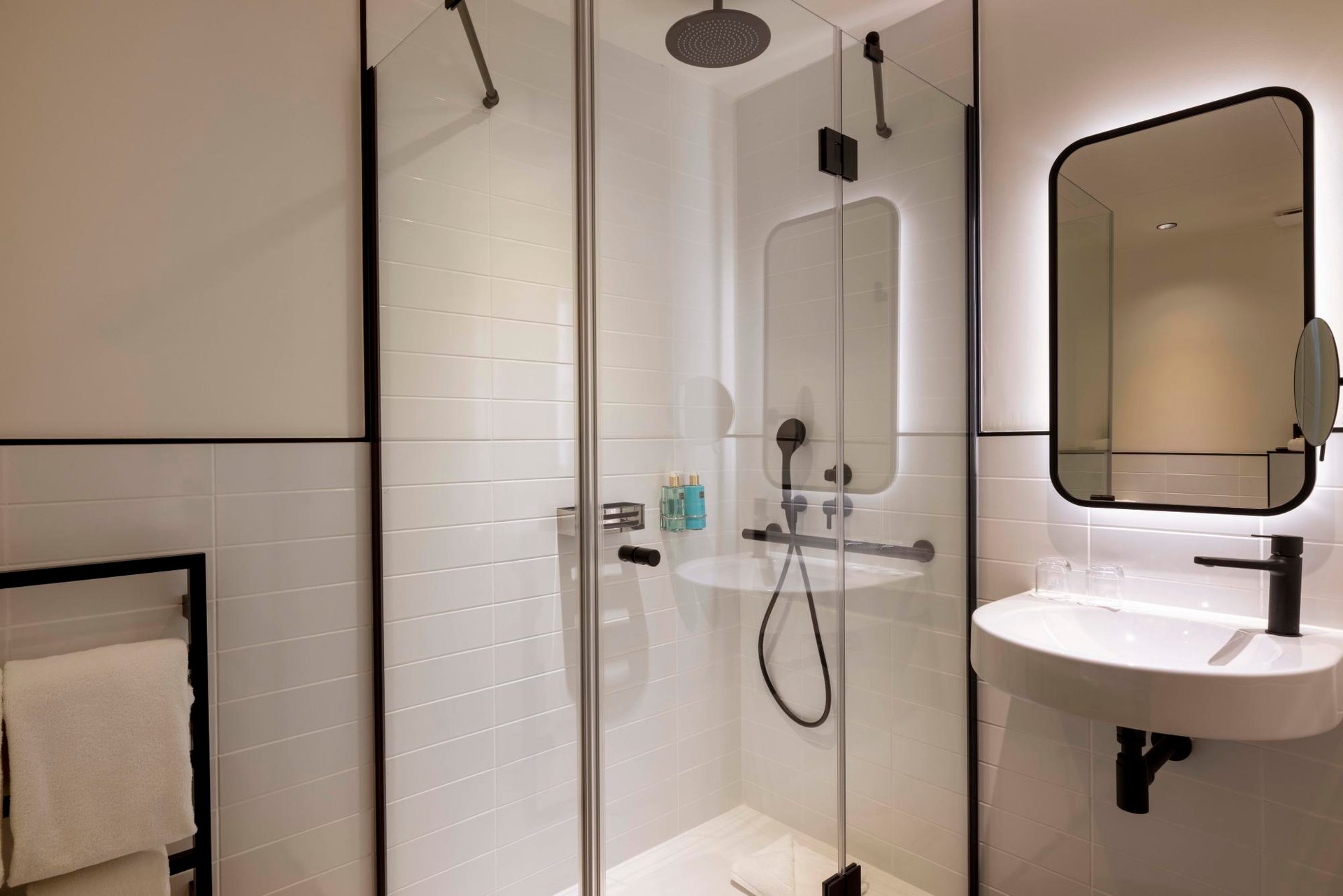 Hôtel Le 12 | Prestige room | Bathroom