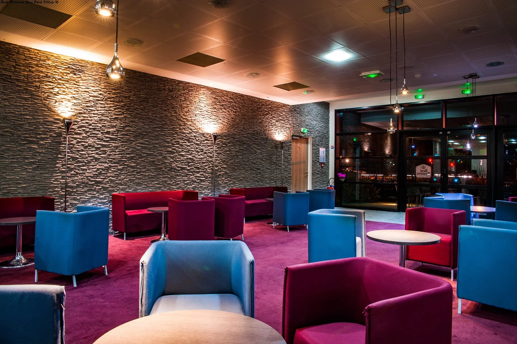 Best Western Plus Paris Vélizy salle de restaurant Double V