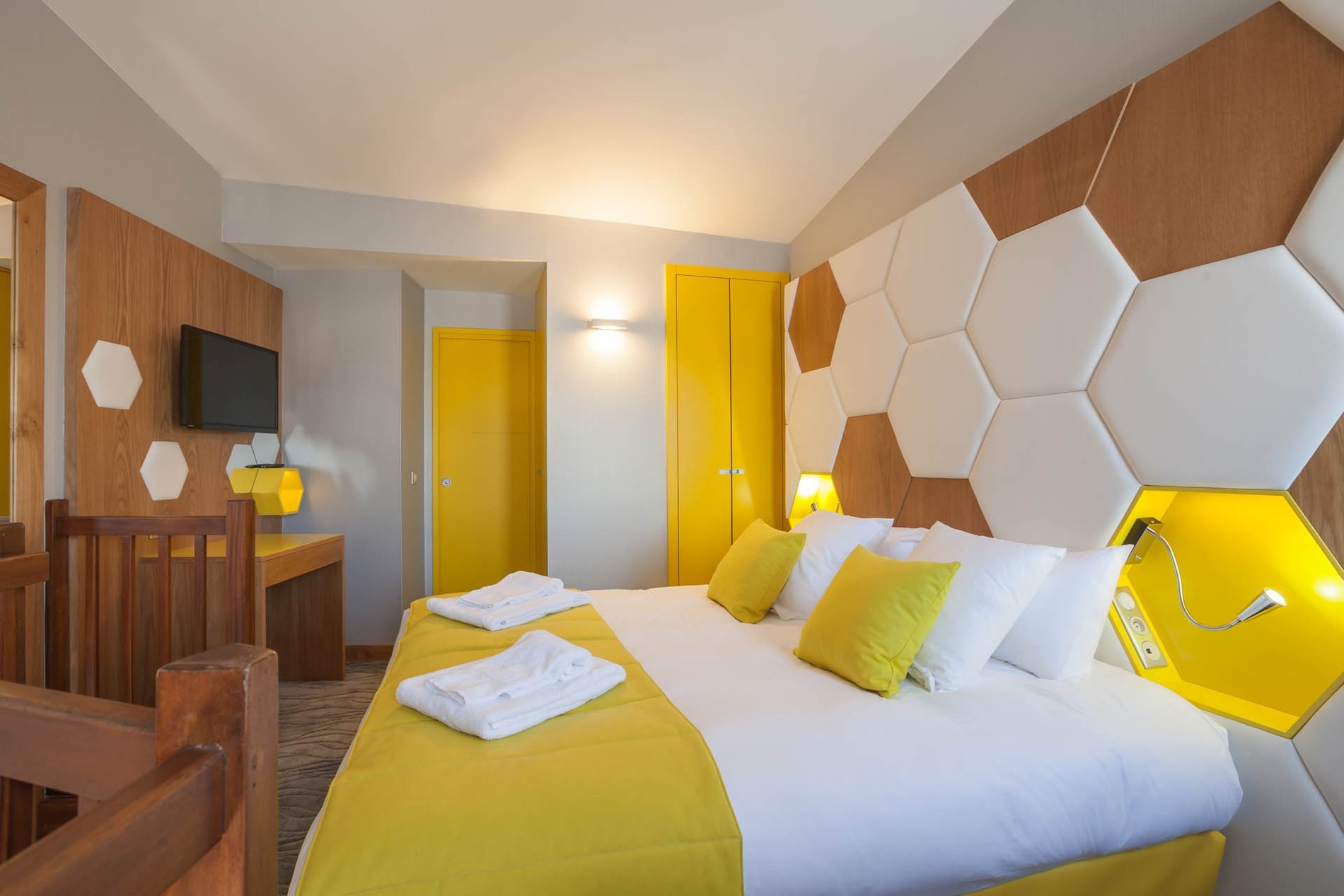 479ae178-a3fd-42a3-8f5b-429db9ef4258