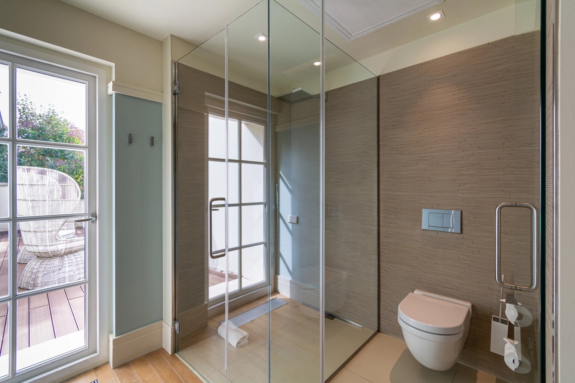 Hôtel de Cavoye Suite Terrasse Bathroom Shower