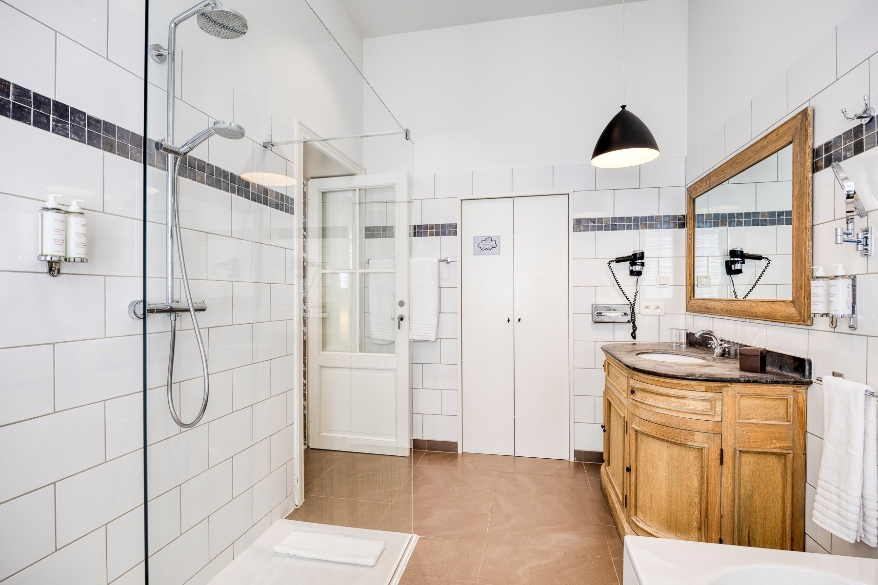 48f31948-8068-4117-840f-790ea9fb1190