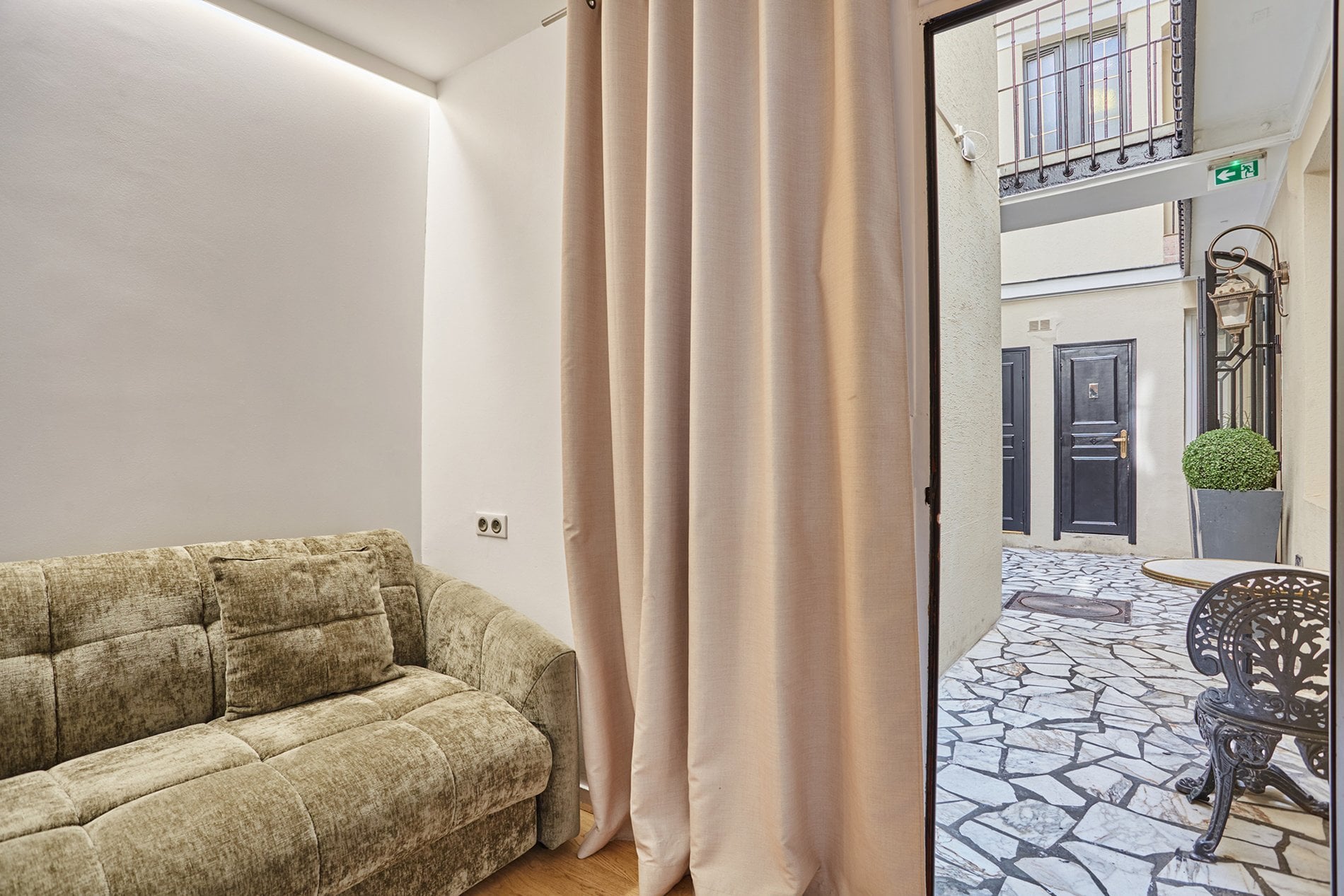 49c0c2a9-c565-4243-b1b3-1953f8b82d11