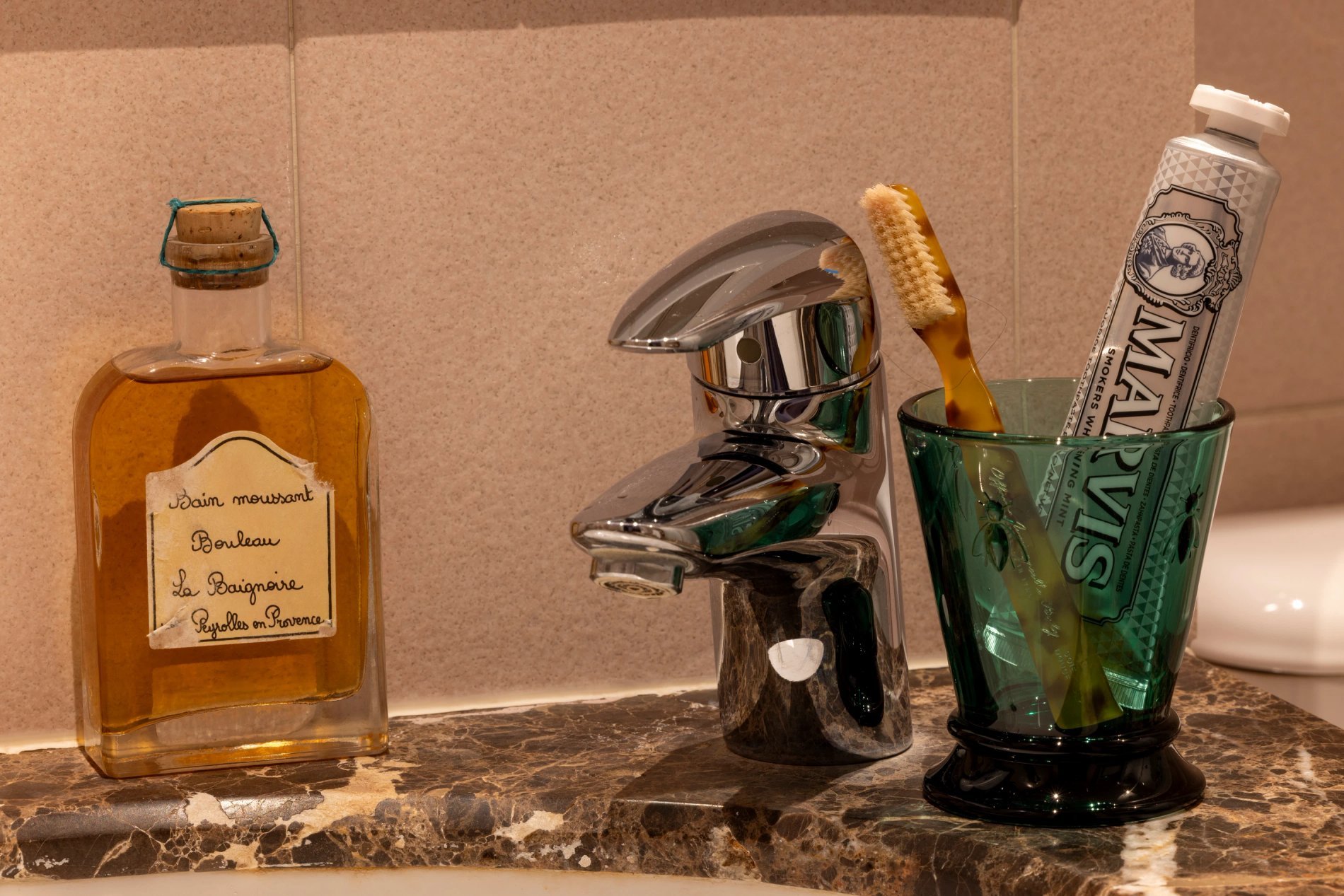 Hôtel Le Saint-Grégoire Chambre Classique Salle de bain