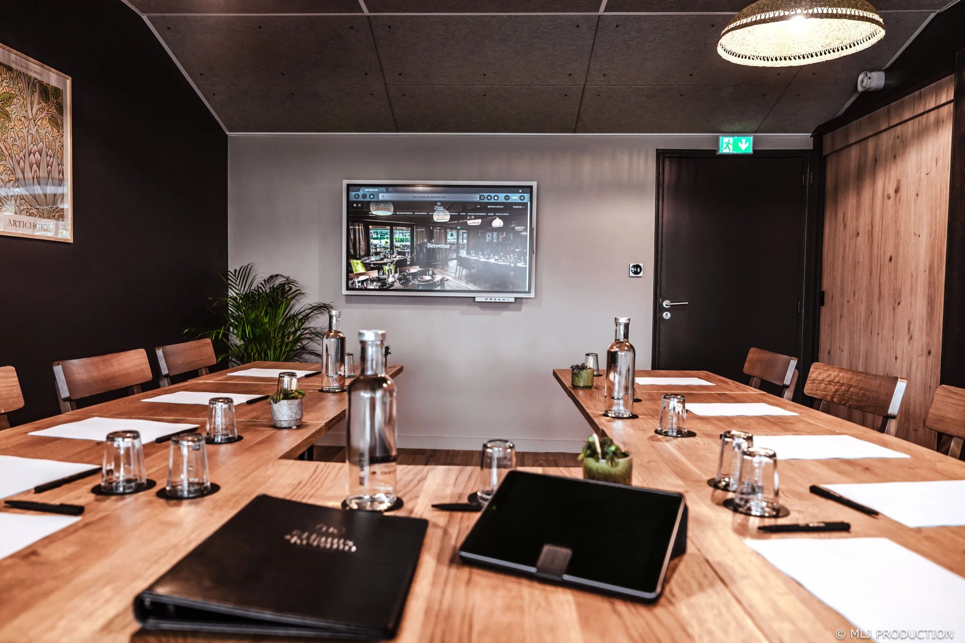 4adc209b-7c94-42cf-a008-b6314b692bd0