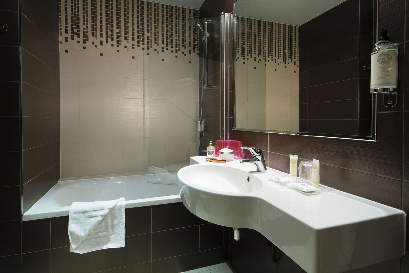 Hôtel Anjou Lafayette, 