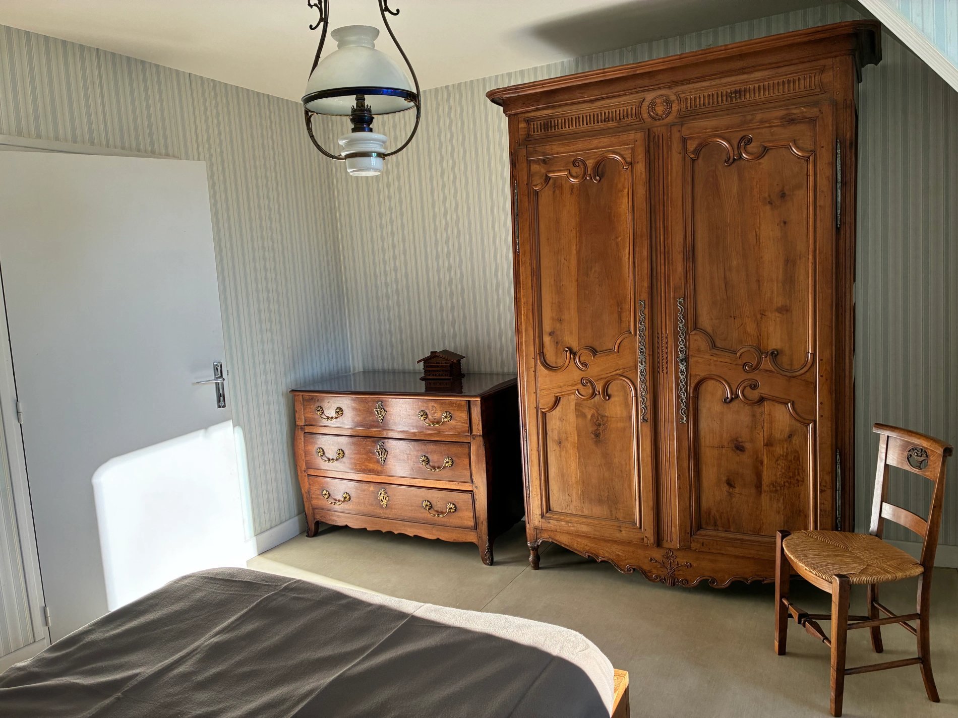 4c4da46a-ca5d-49c8-9c94-f201b514f808